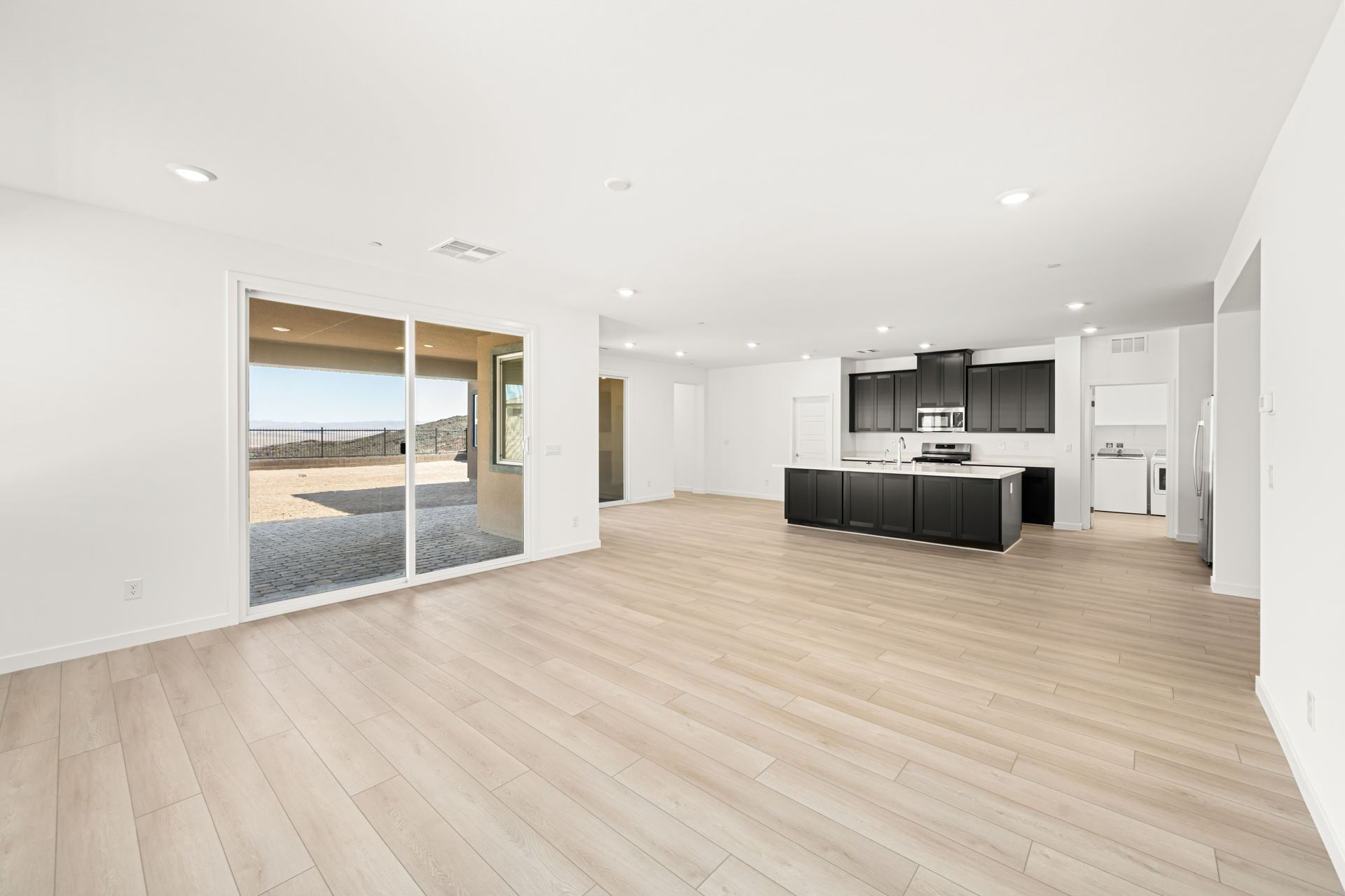 Lennar1468 Bianca Falls Drive09