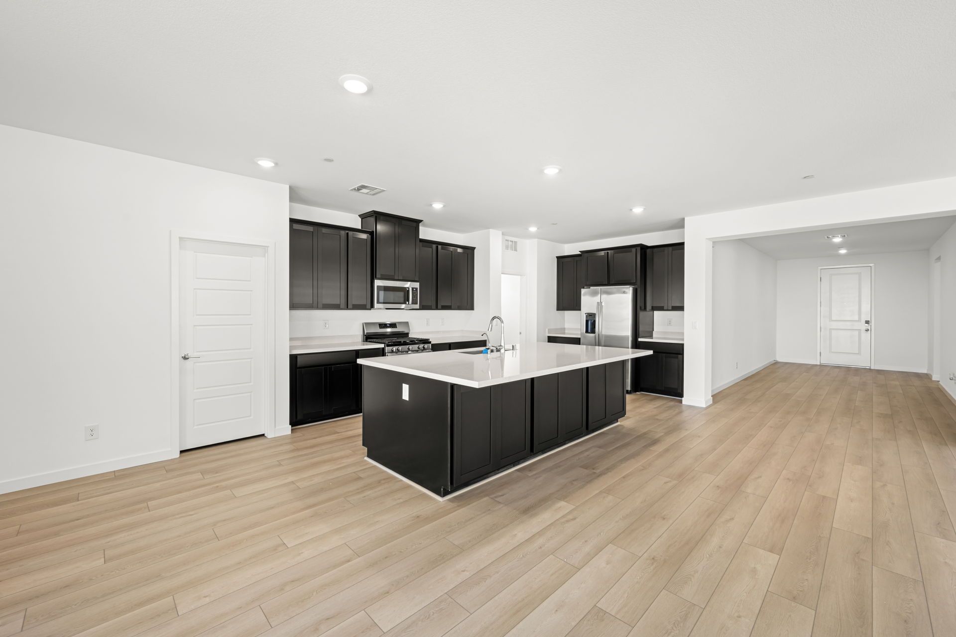 Lennar1468 Bianca Falls Drive11