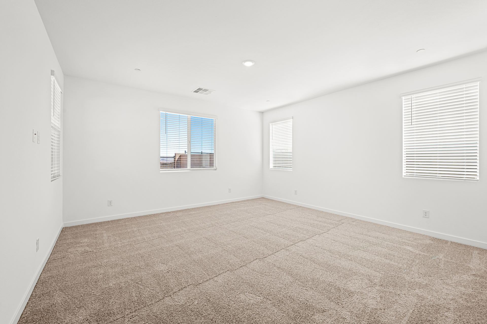 Lennar1468 Bianca Falls Drive18
