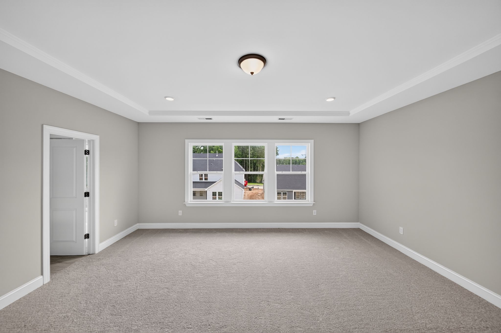 23 2989 Ocean Sunrise Dr Bedroom 0198