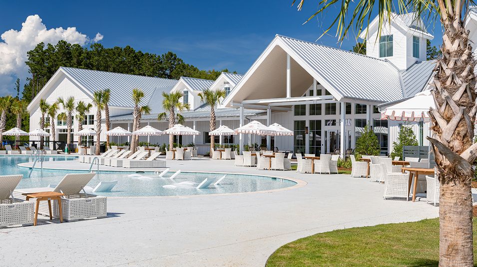 Horizonsat Summers Corner Amenity Pool 2of5