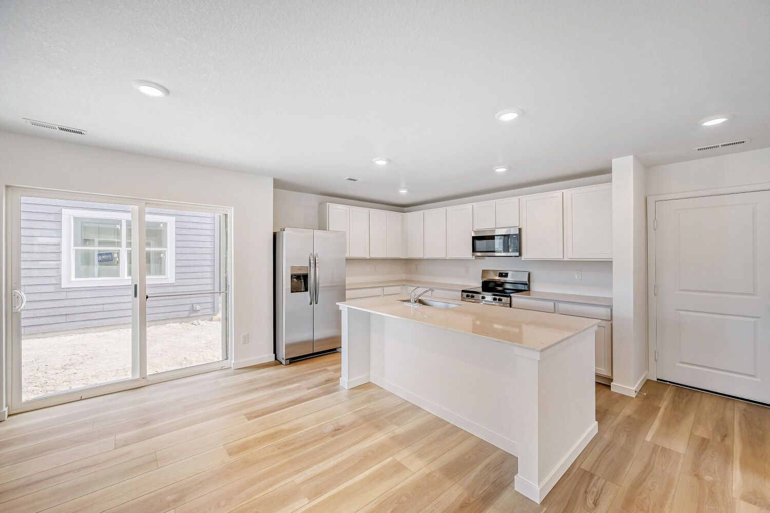 7863 Mounted Ranger Dr   Web Quality   004   04 Kitchen