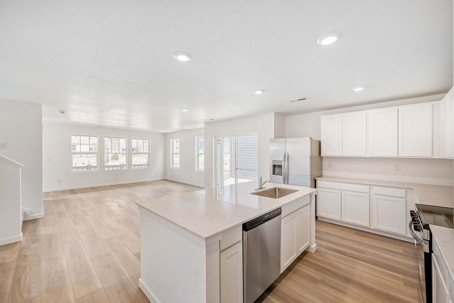 7863 Mounted Ranger Dr   Web Quality   005   05 Kitchen