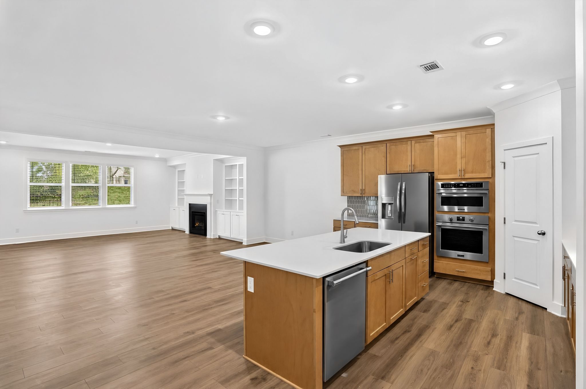 Estatesat Yellow Creek Candler 14