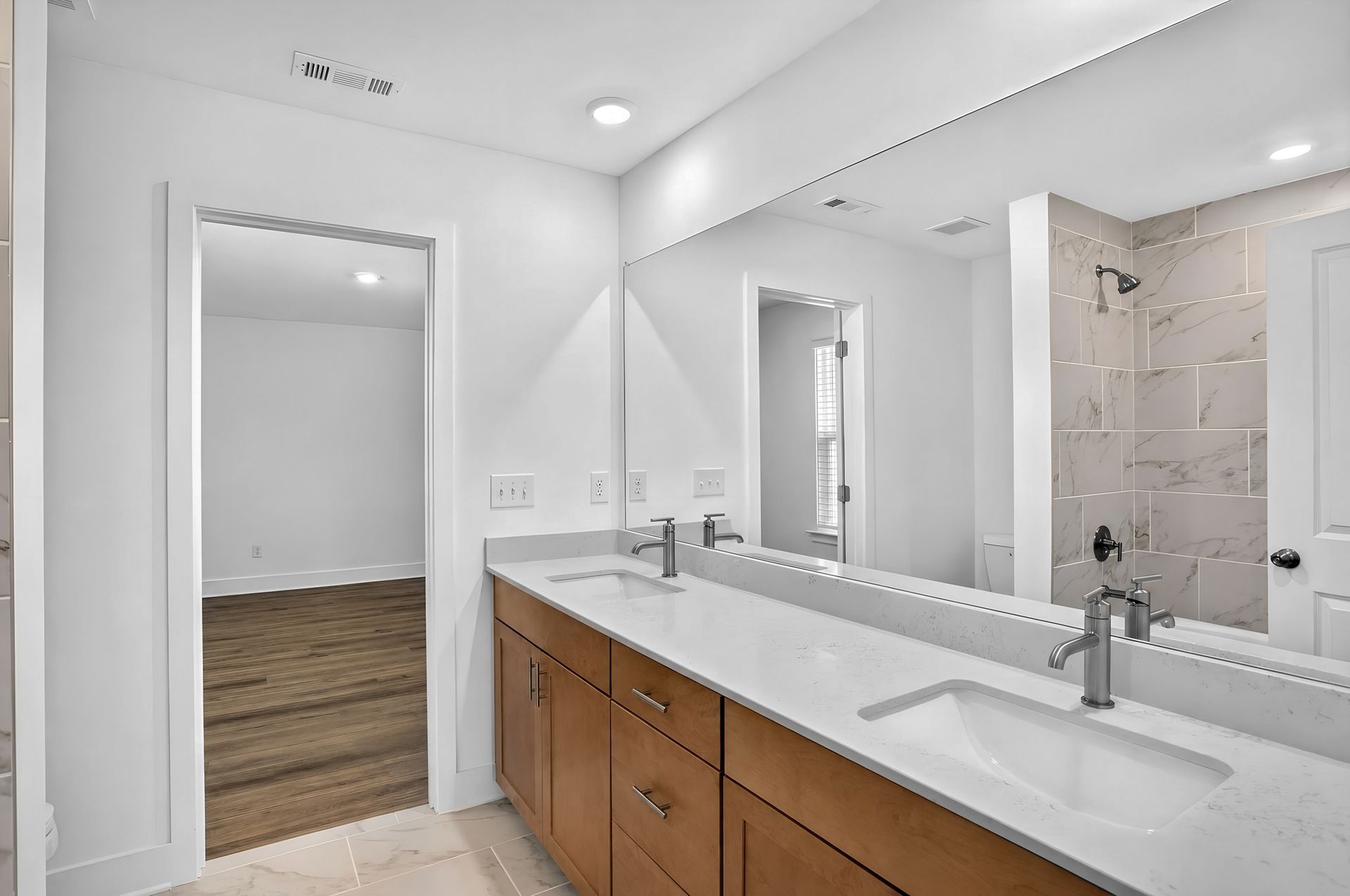 Estatesat Yellow Creek Candler 32