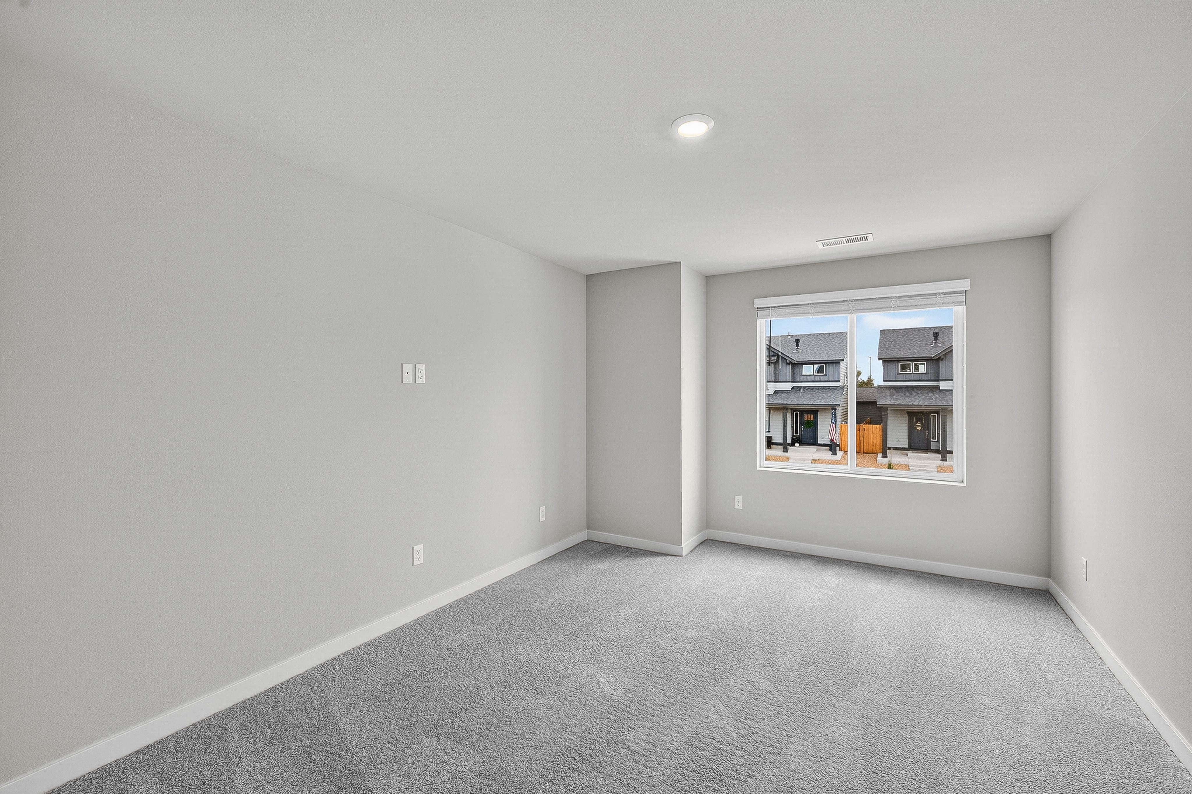 121 West Opal 21
