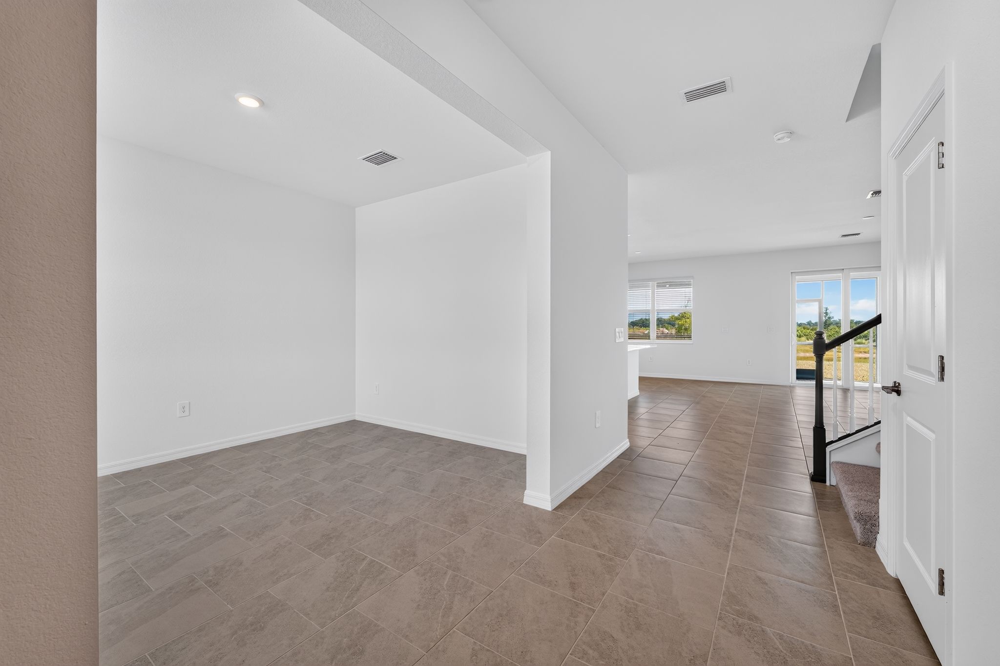 10 13560 Turnleaf Blvd Dining room 4625