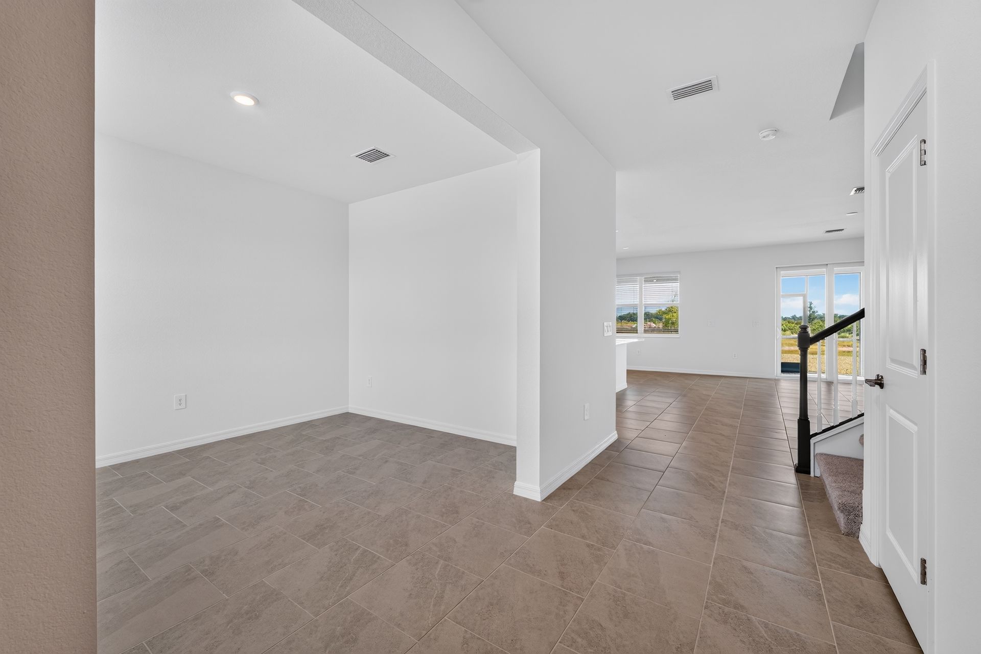 10 13560 Turnleaf Blvd Dining room 4625