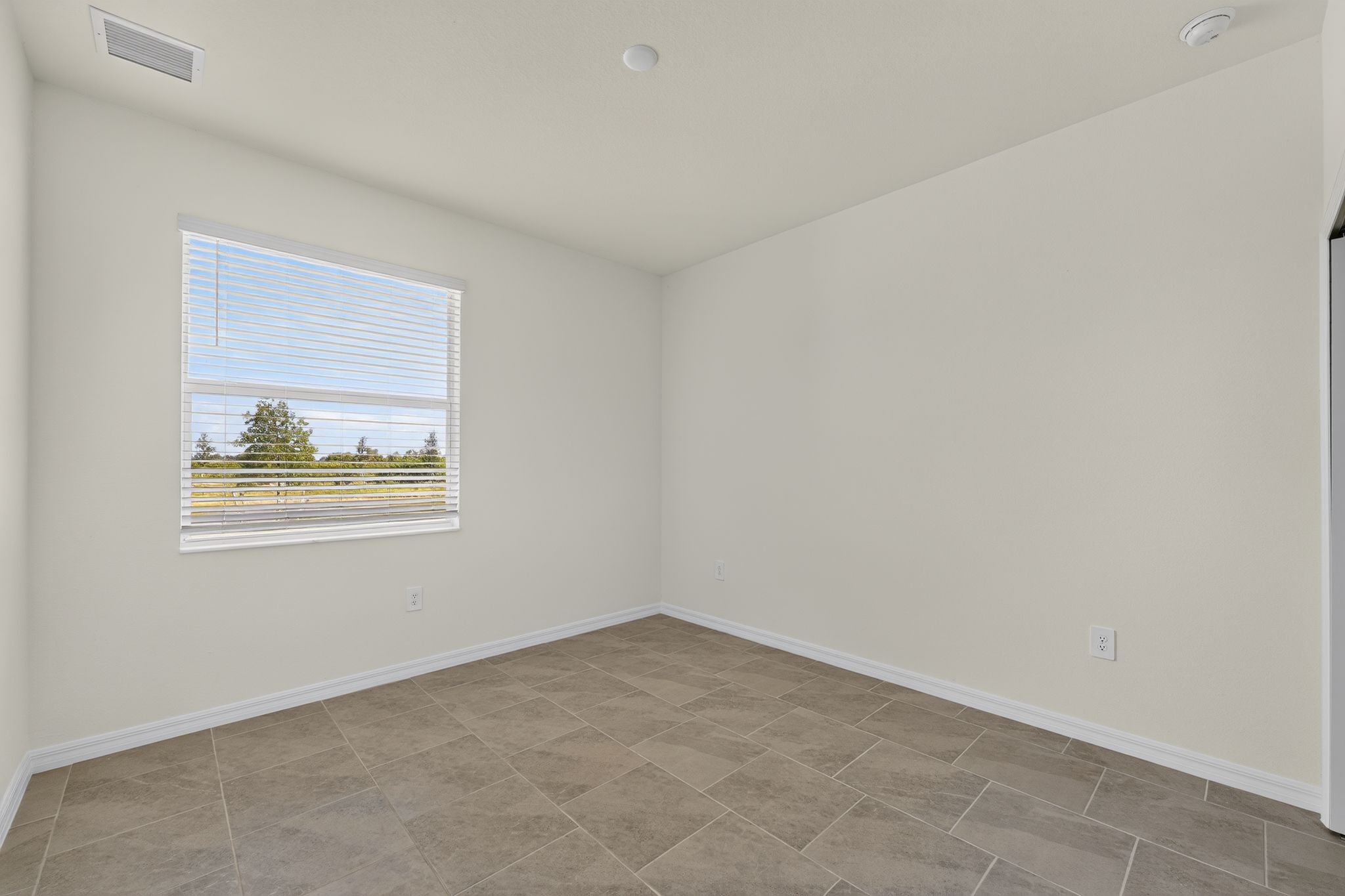 19 13560 Turnleaf Blvd Bedroom 4655
