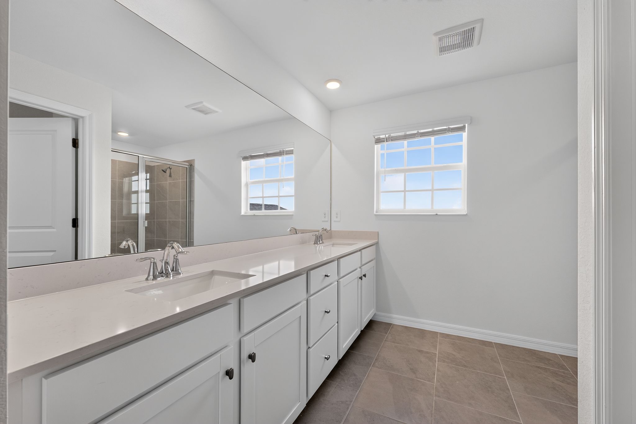 24 13560 Turnleaf Blvd Bathroom 4687