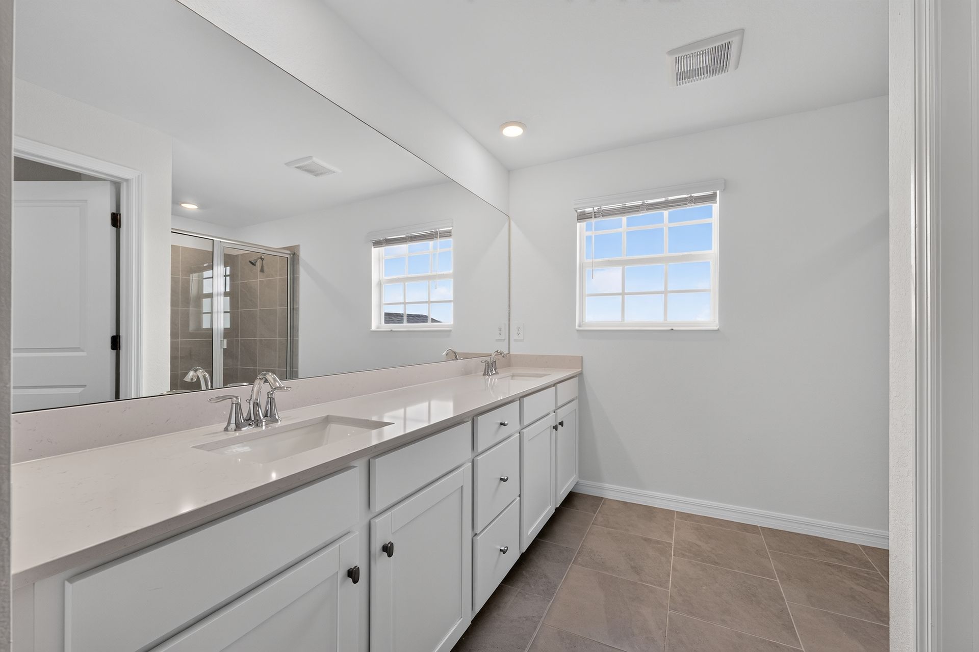 24 13560 Turnleaf Blvd Bathroom 4687