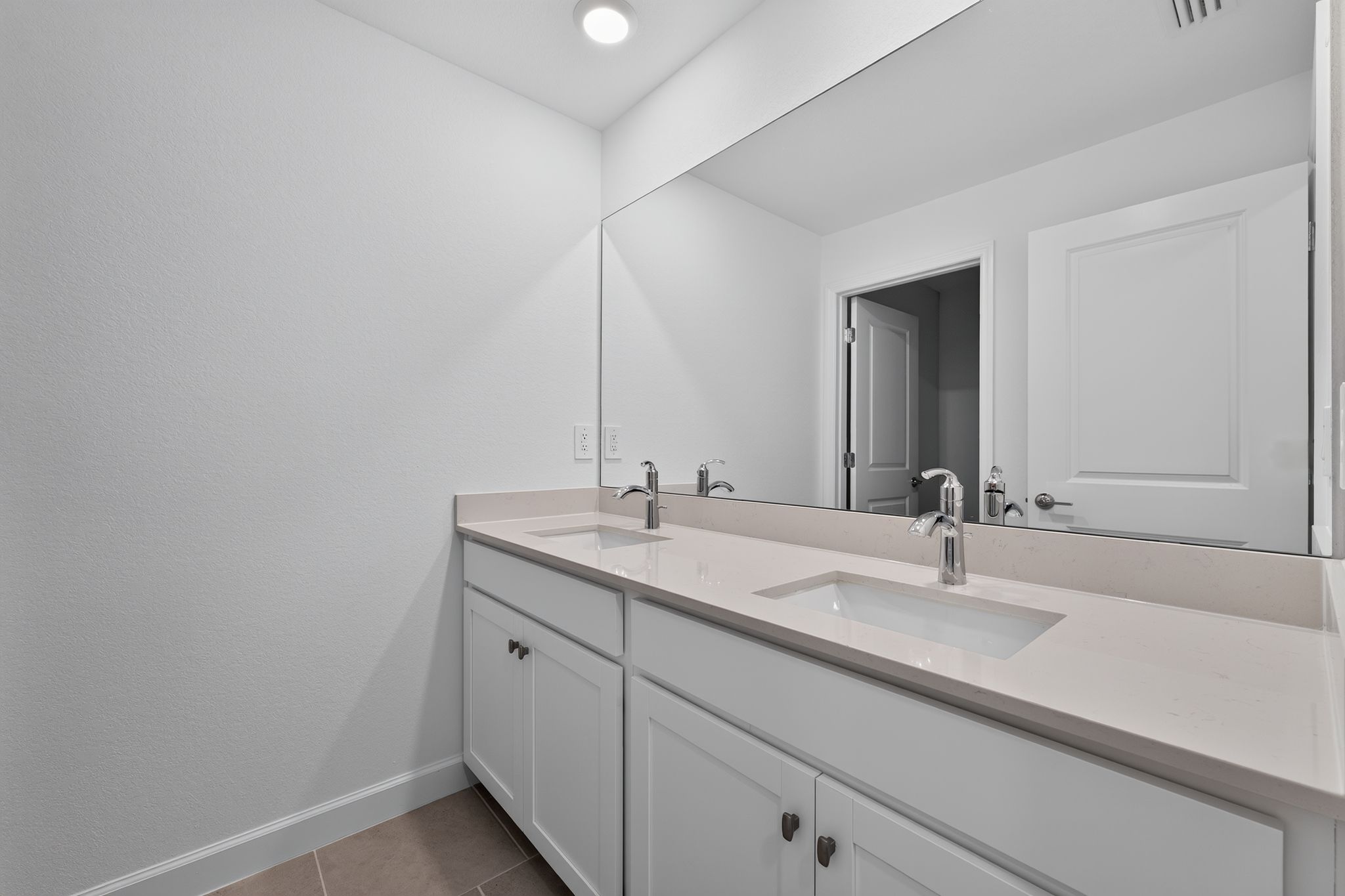 23 13284 Grassmere Ct Bathroom 4444