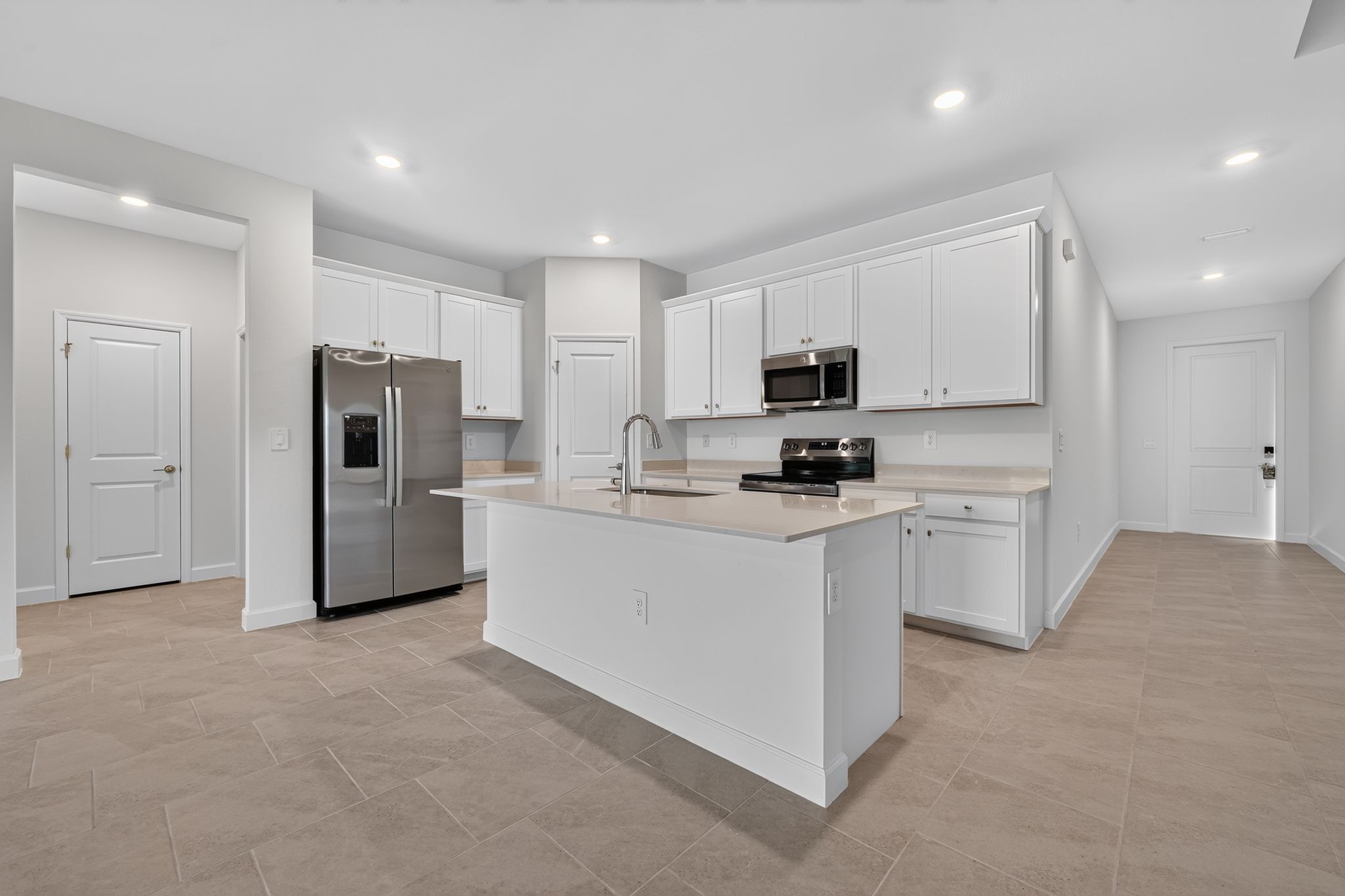 08 13290 Grassmere Ct Kitchen 4478