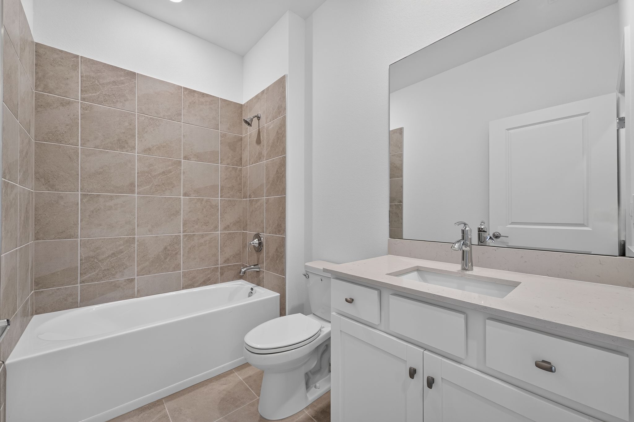 24 13290 Grassmere Ct Bathroom 4466
