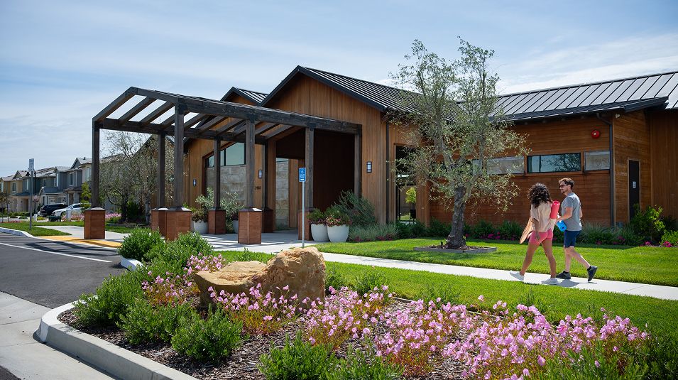 One Lake Amenity Clubhouse