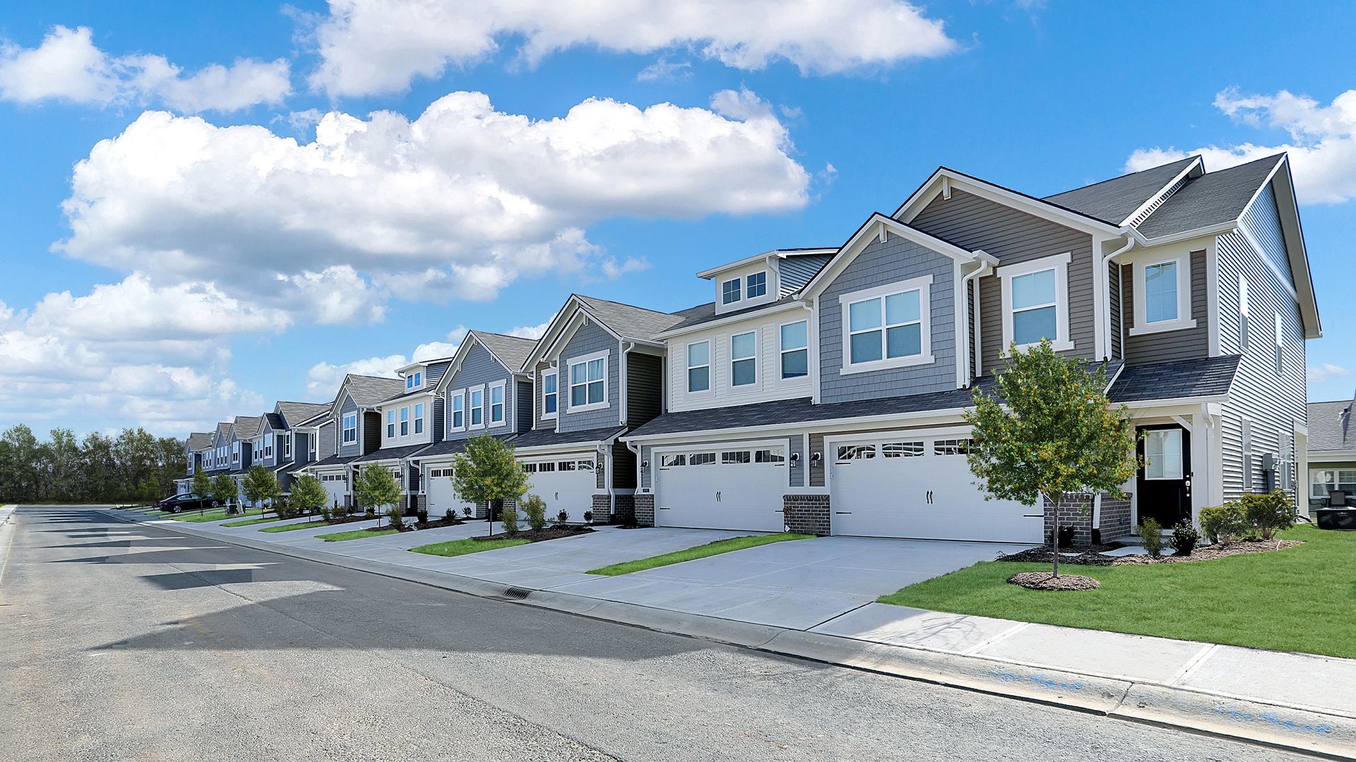 Townhomes Abbott Commons Streetscape