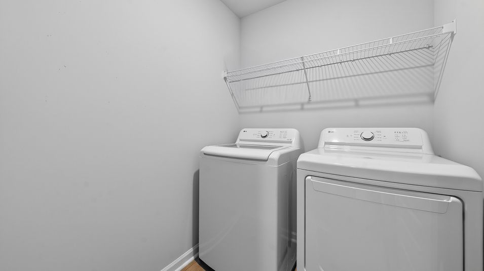 Southern Springs Newlin EI Laundry 1of1 F1