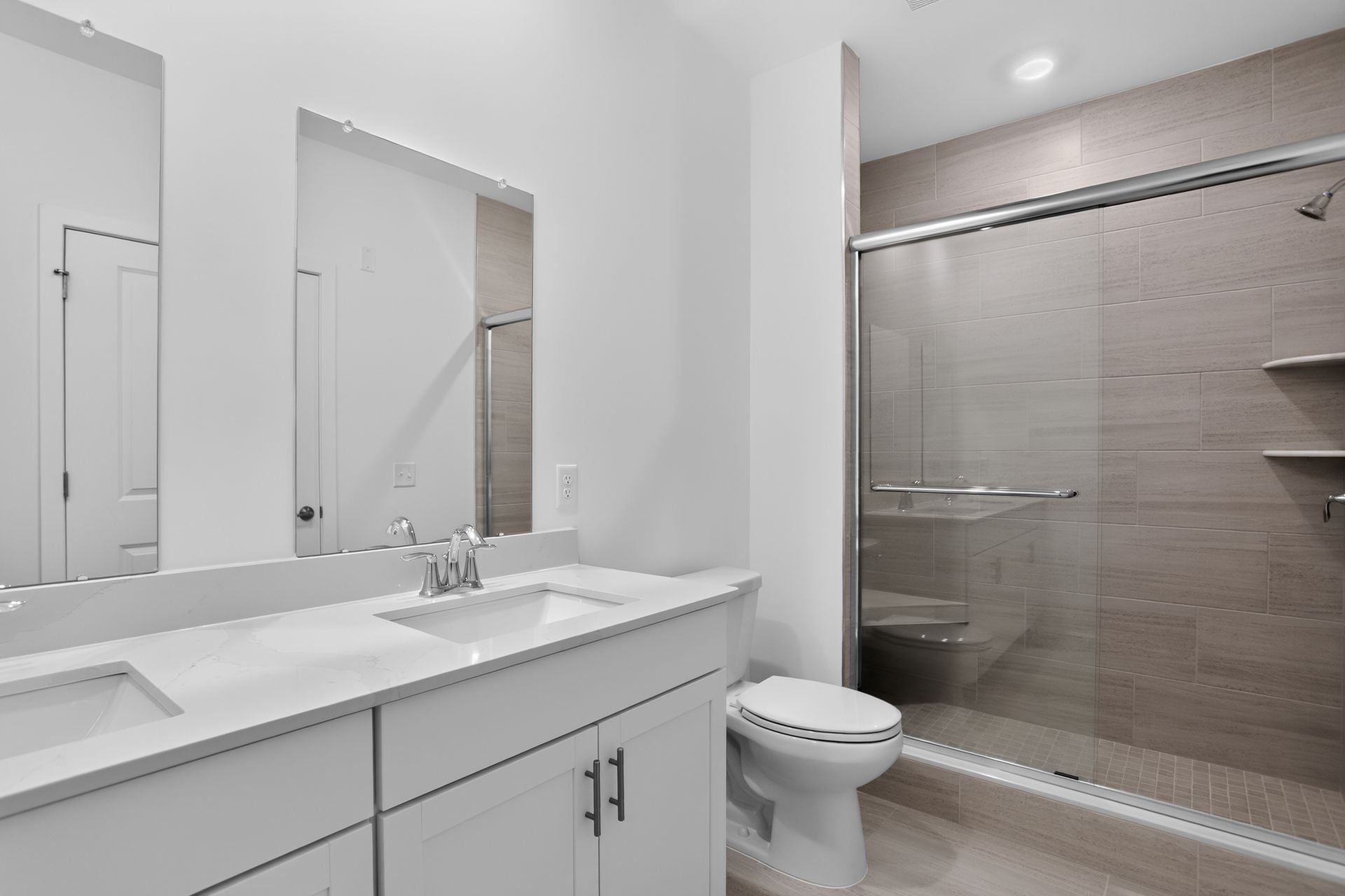 Terraces Monroe Park Riveria Owners Bath F1
