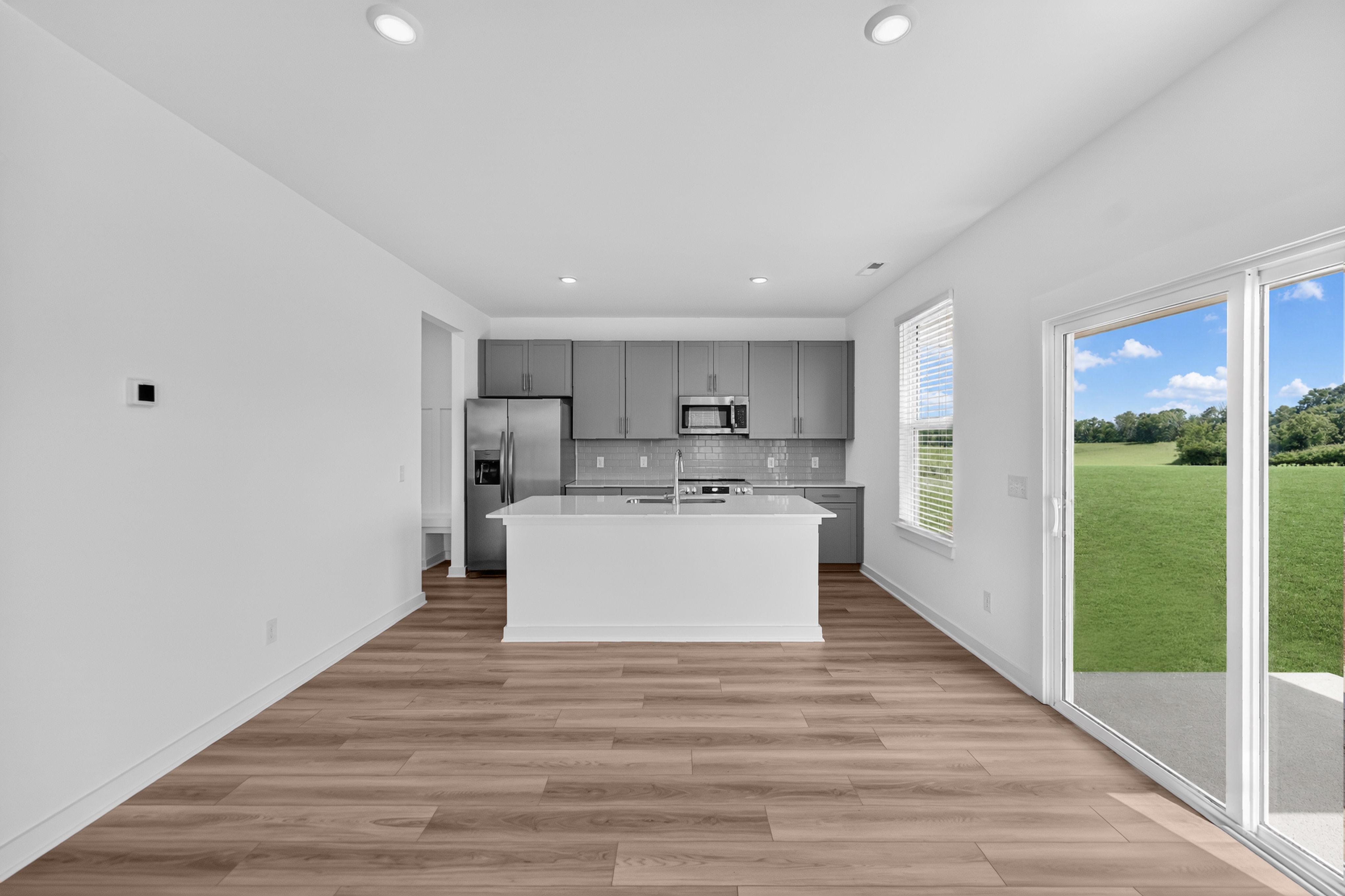 Dillon Pointe Hamilton9 4