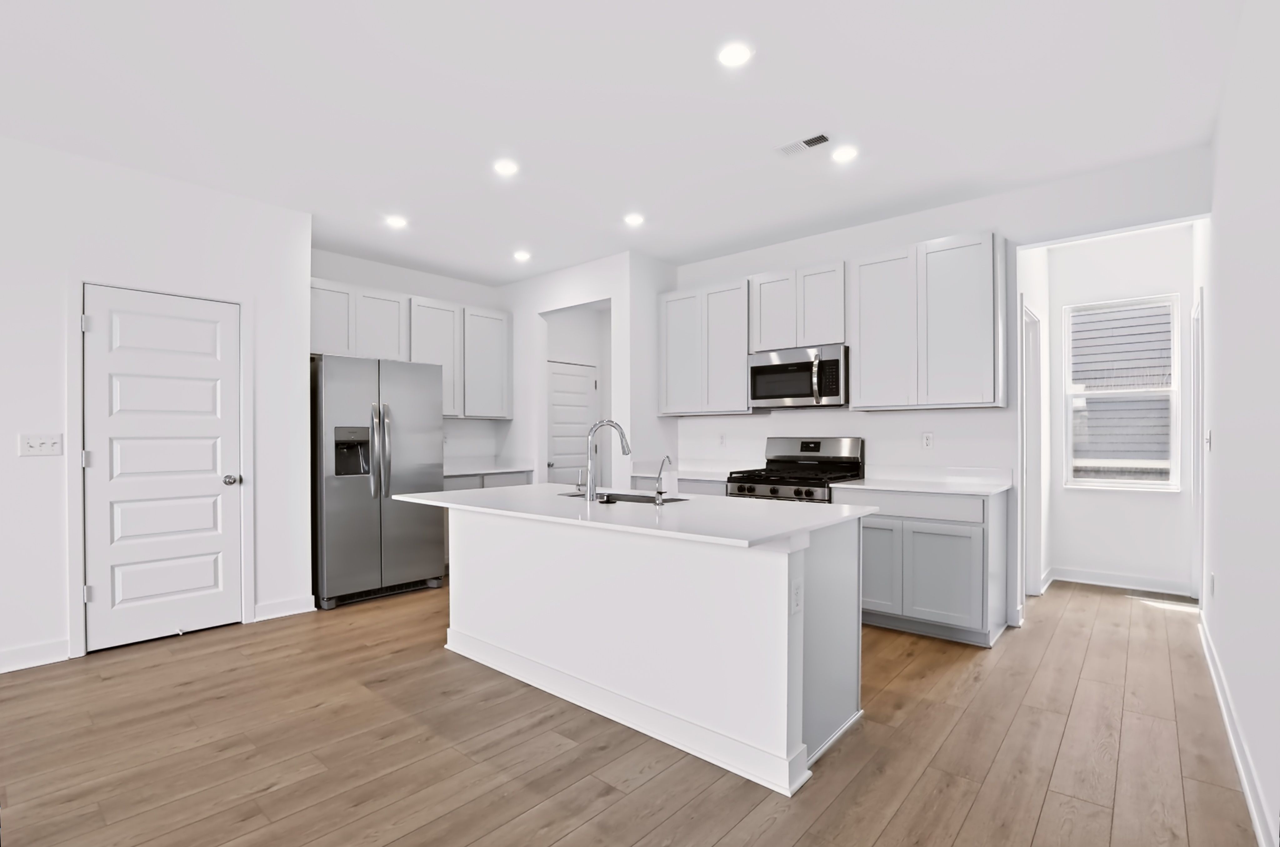 Lincoln Place HS 01 Kitchen 1 of 3
