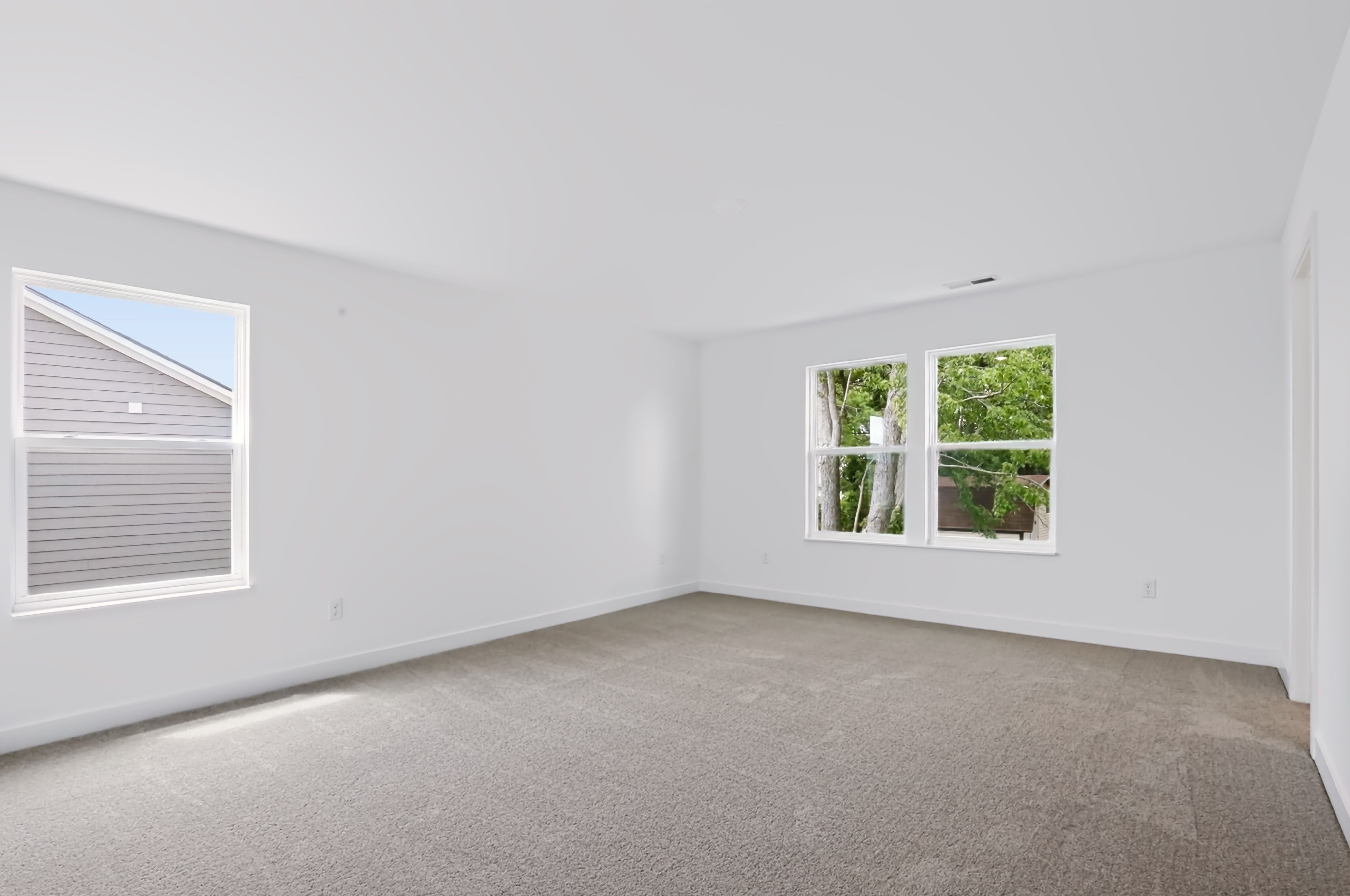 Lincoln Place HS 01 Primary Suite 1 of 2