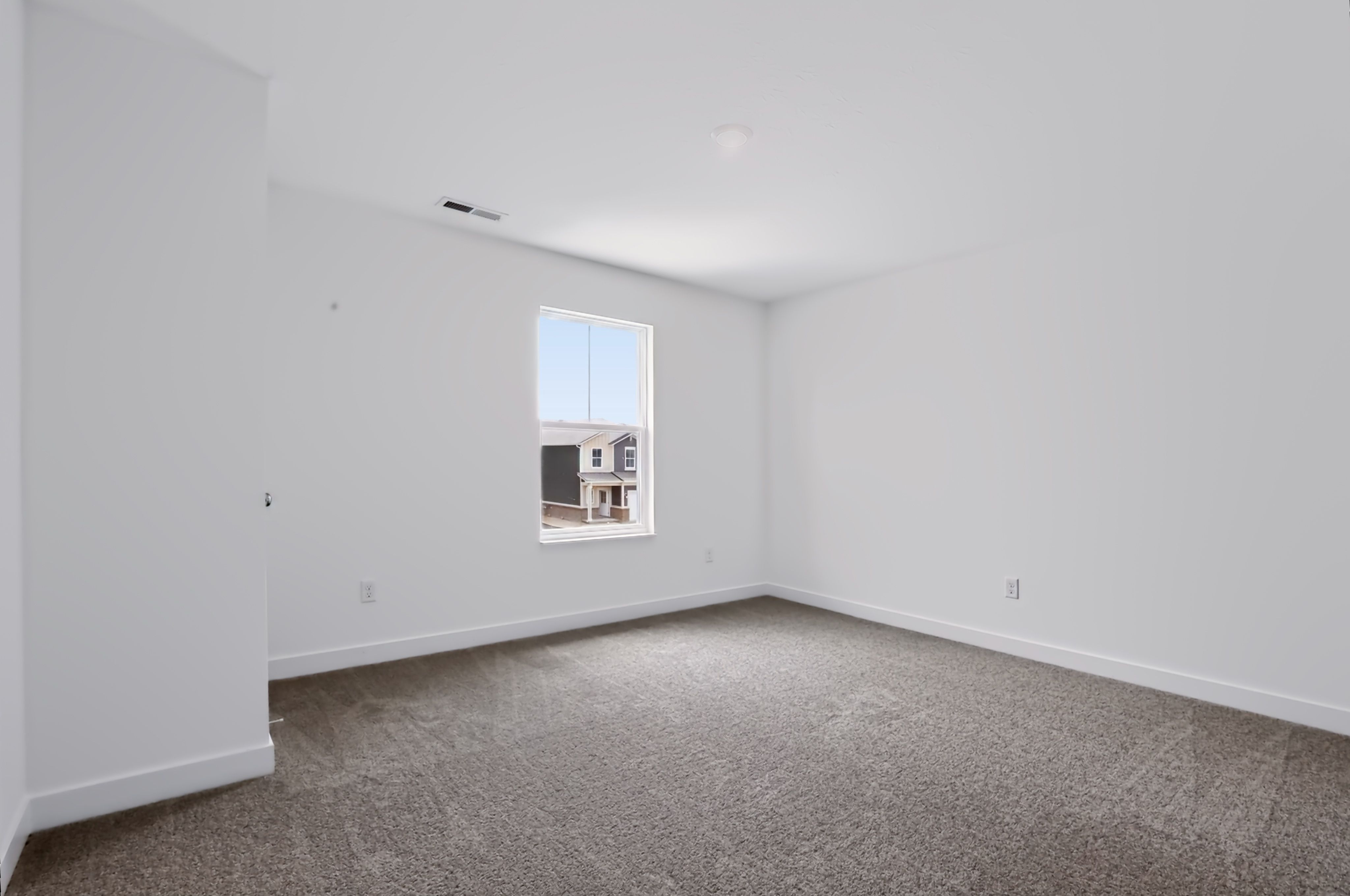 Lincoln Place HS 01 Bedroom 3