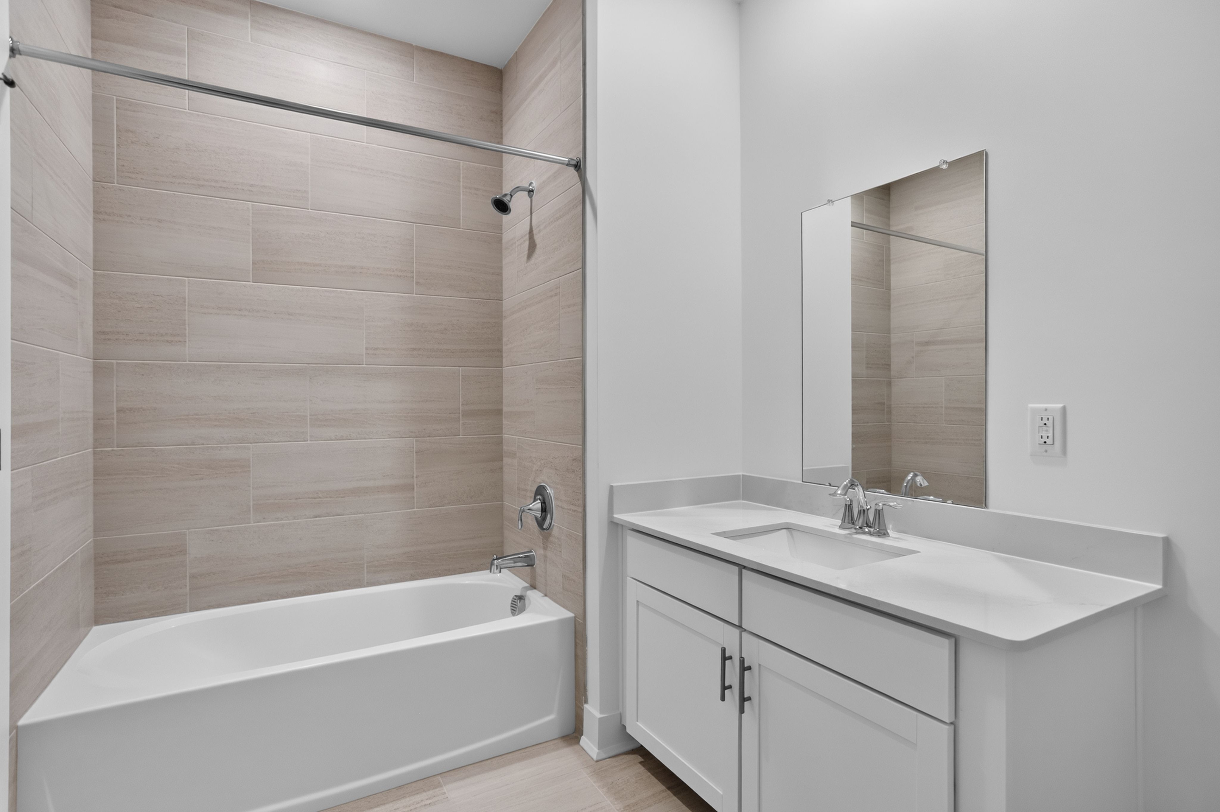 Terraces Monroe Parke Haven Bath2 F1