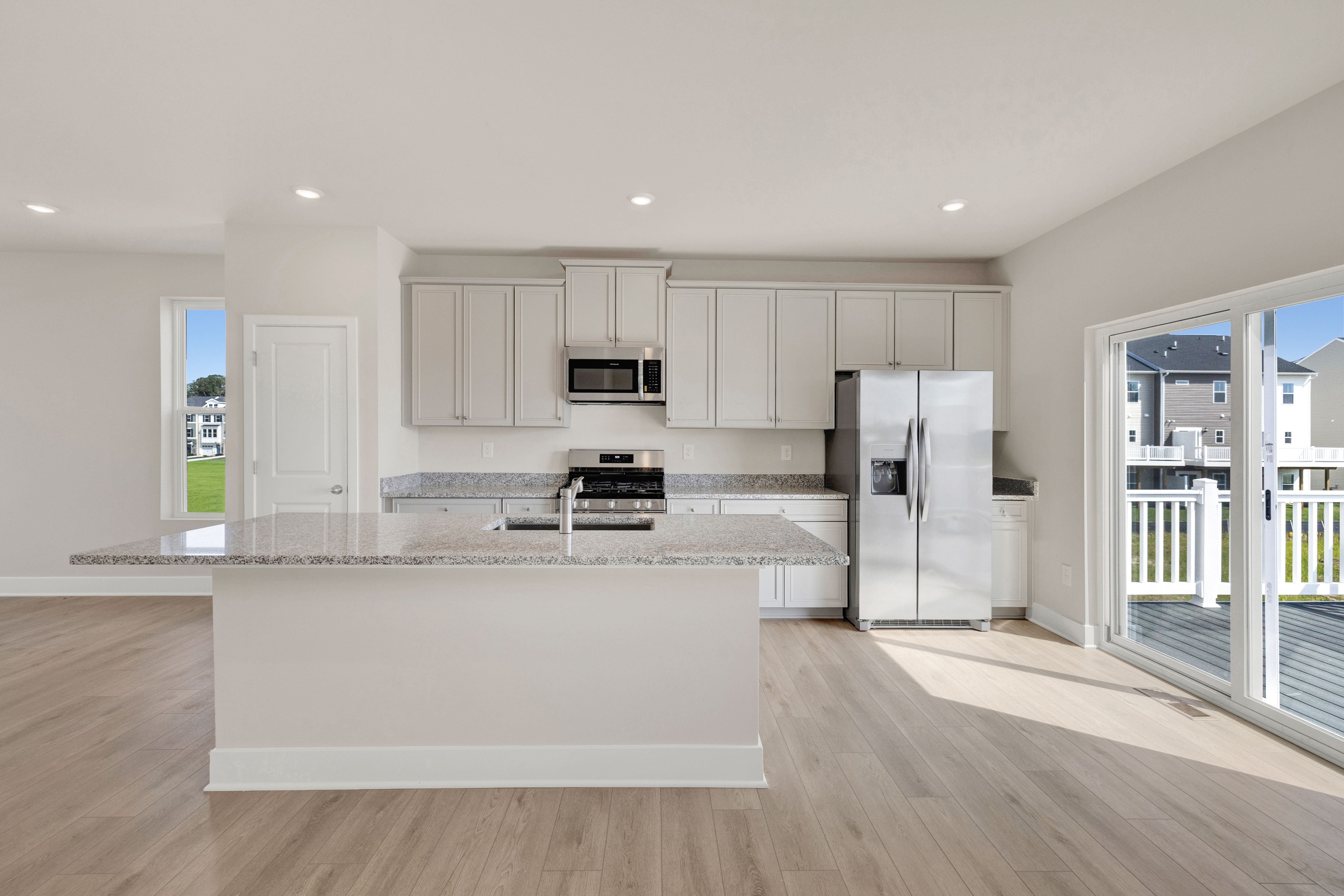South Shore Plantation Lakes Tennyson Kitchen 1of3