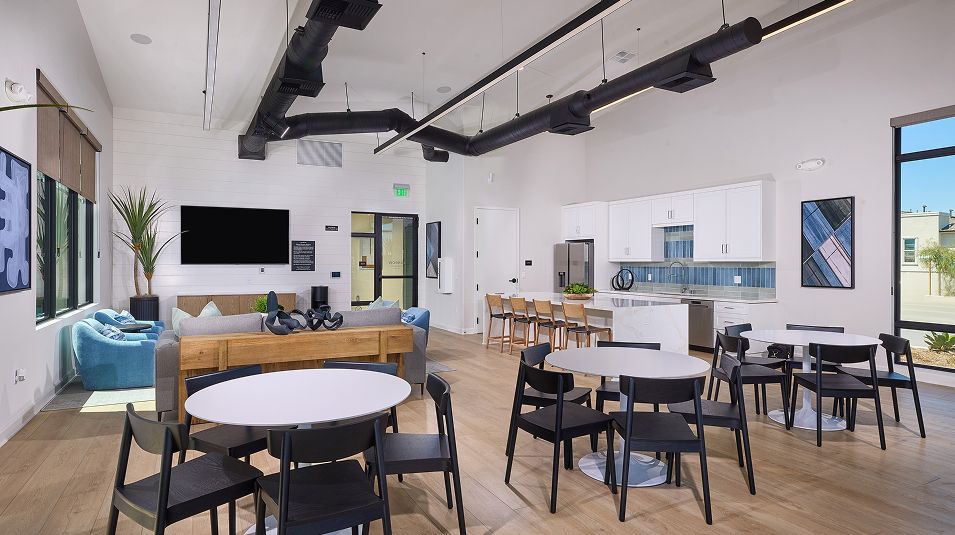 Sunbow Amenity Clubhouse 2of3