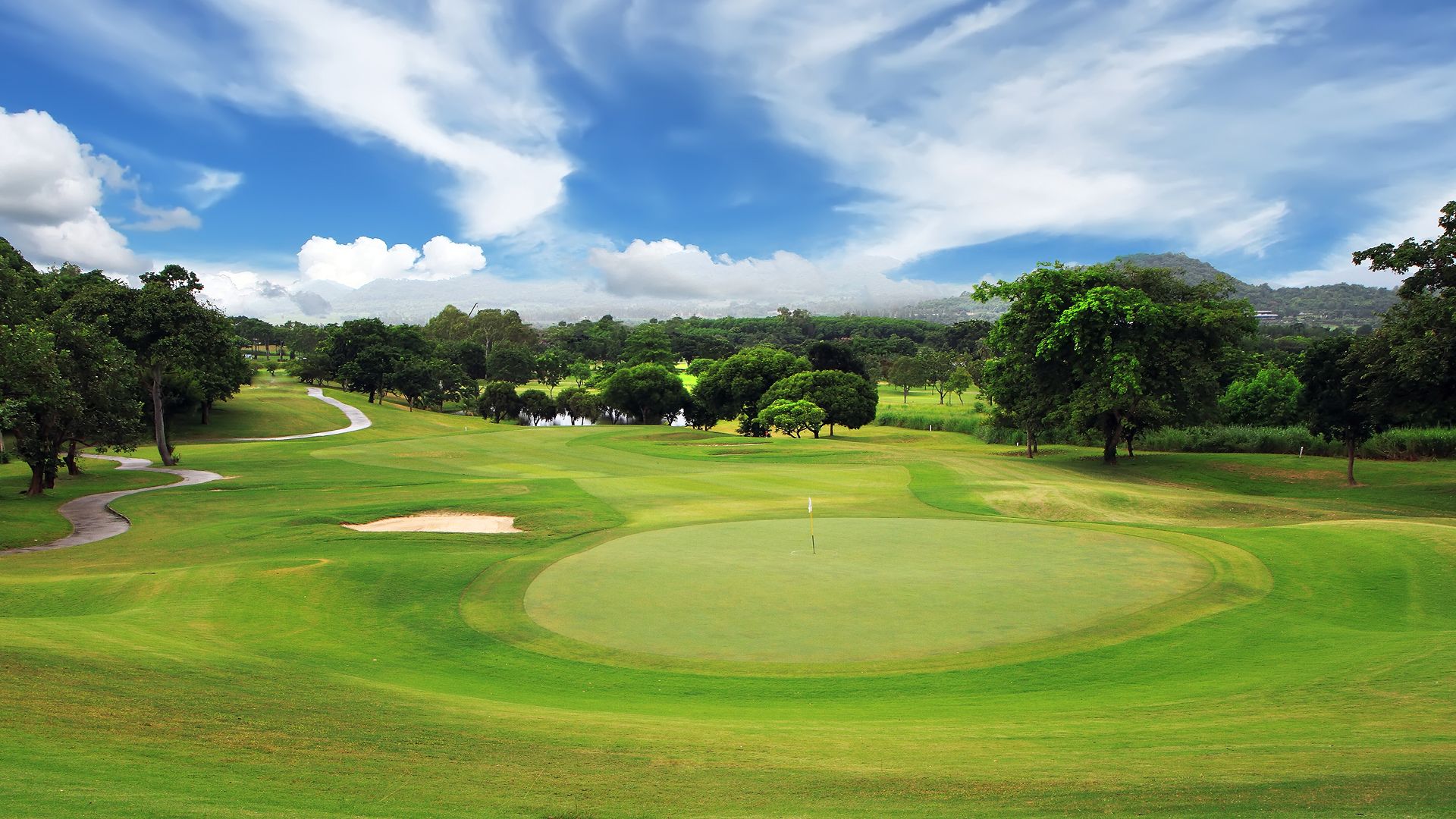 N Pic Sports Golf Course