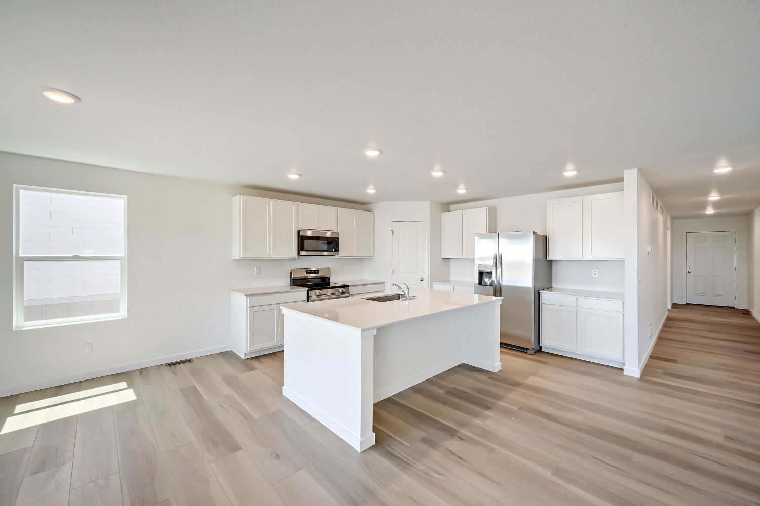 7893 Desert Wrangler Dr Kitchen
