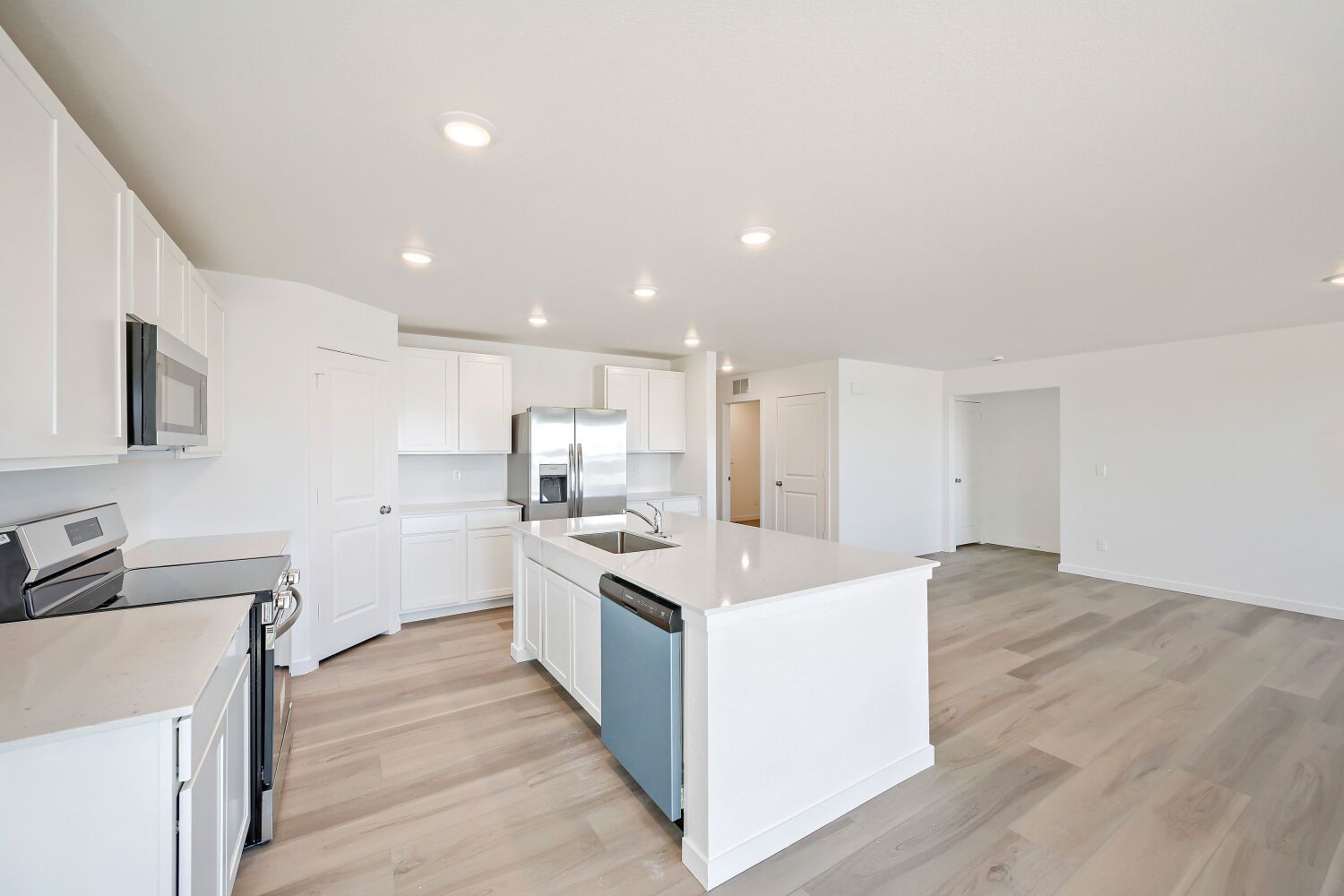 7893 Desert Wrangler Dr Kitchen 2