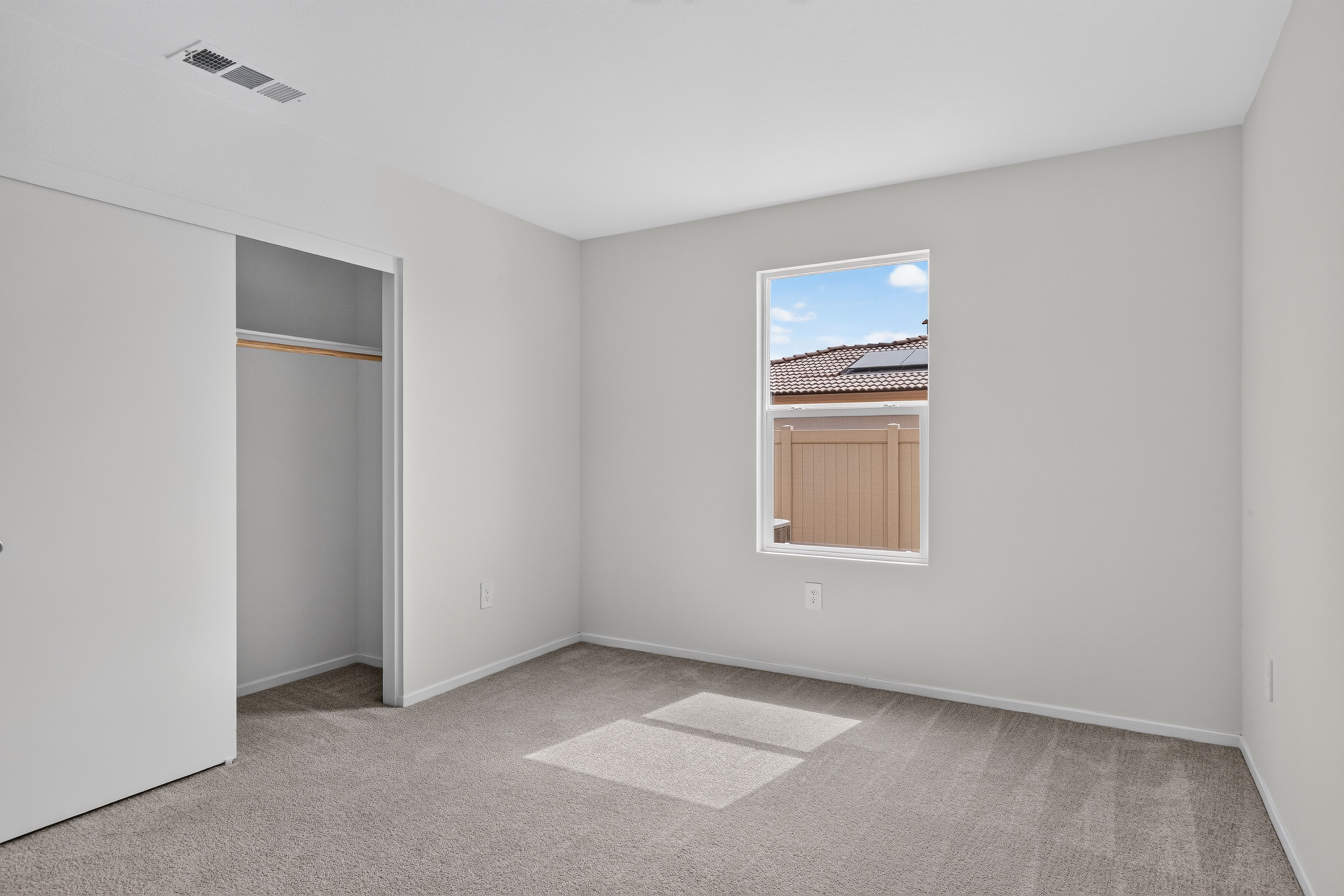 16 79355 Valor Ln Bedroom 7778