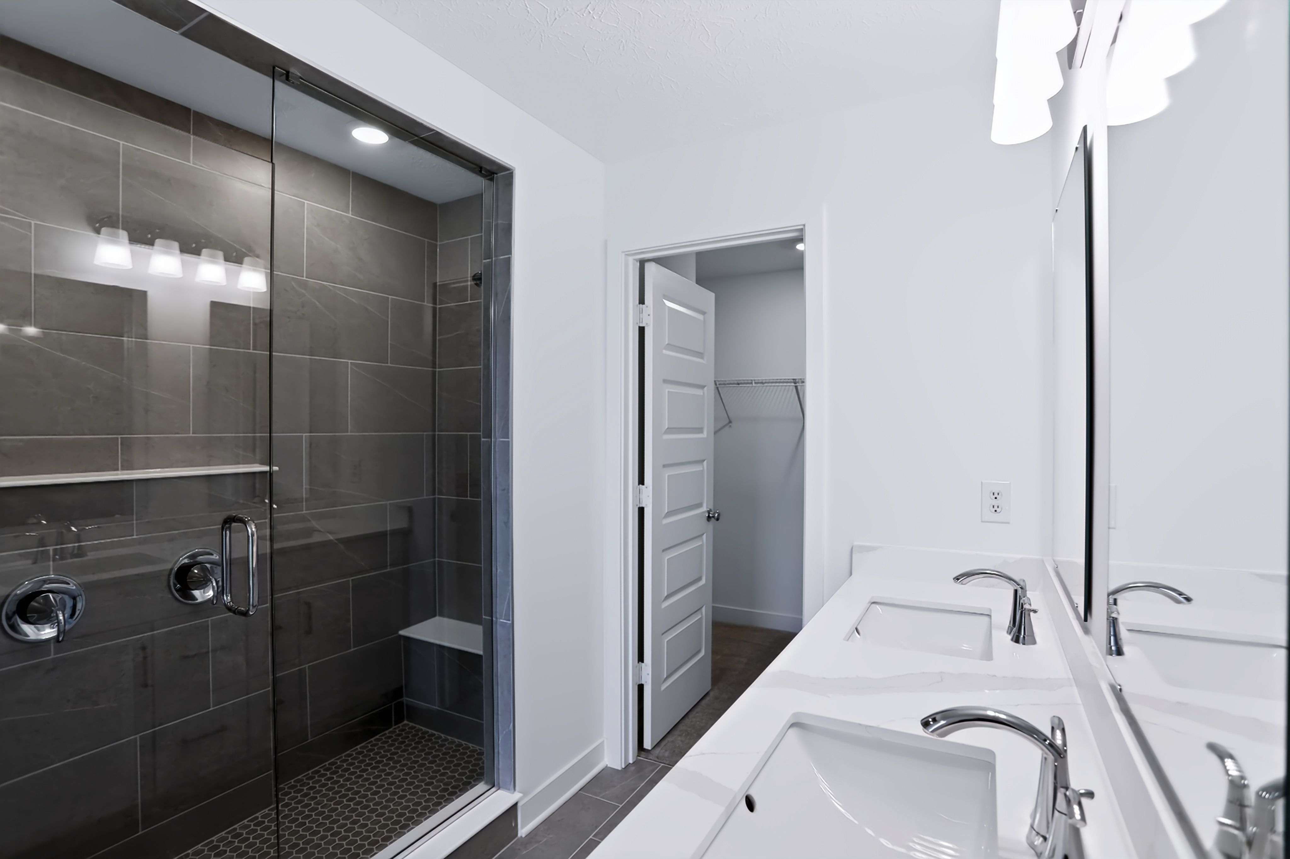 Alvord HS 37 Bath2