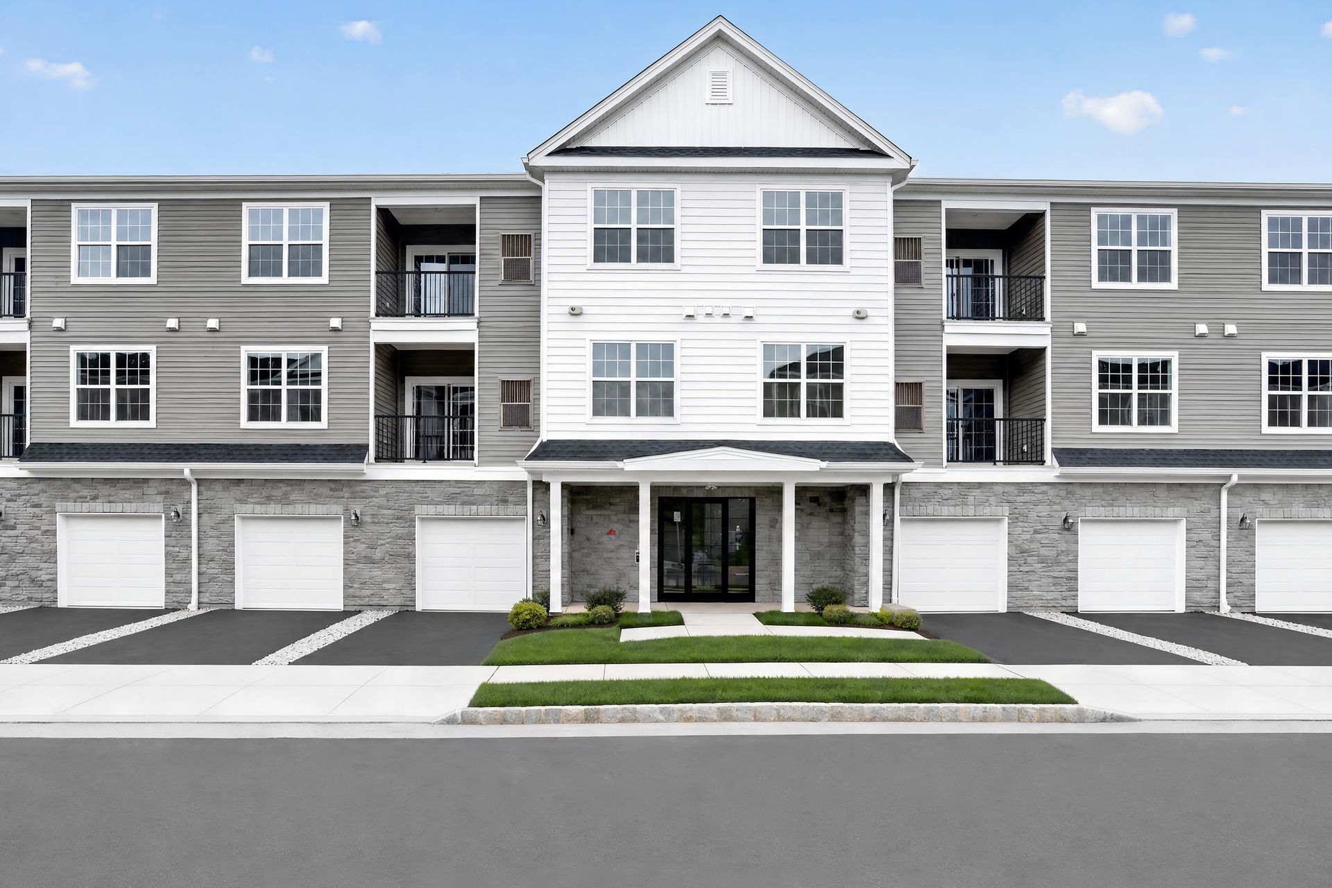 Terraces Monroe Park Riveria Front Exterior