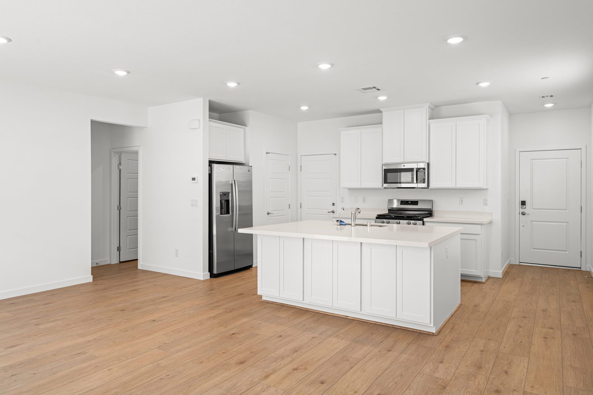 Lennar9761 Sunset Canyon Ave04