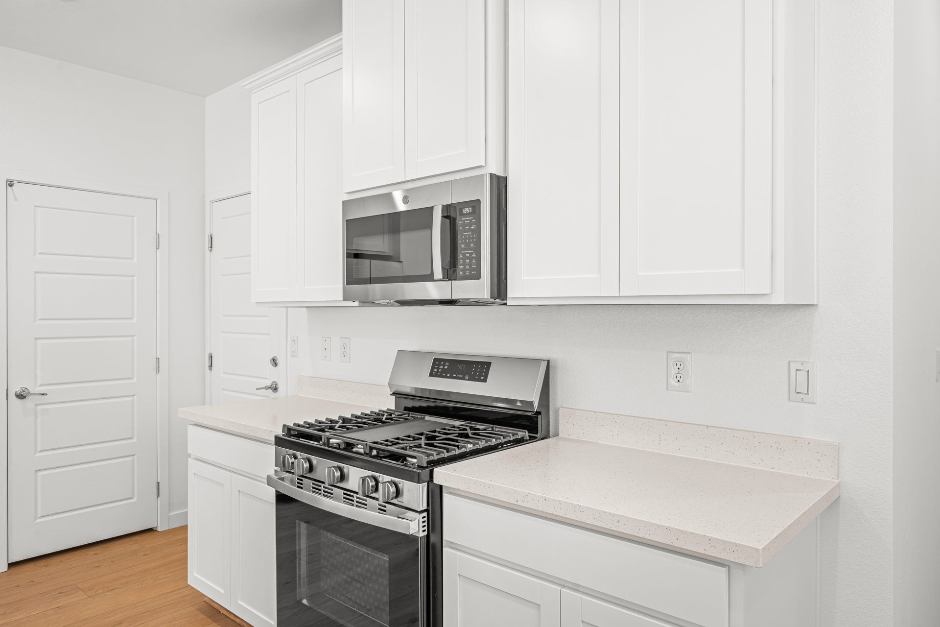 Lennar9761 Sunset Canyon Ave07