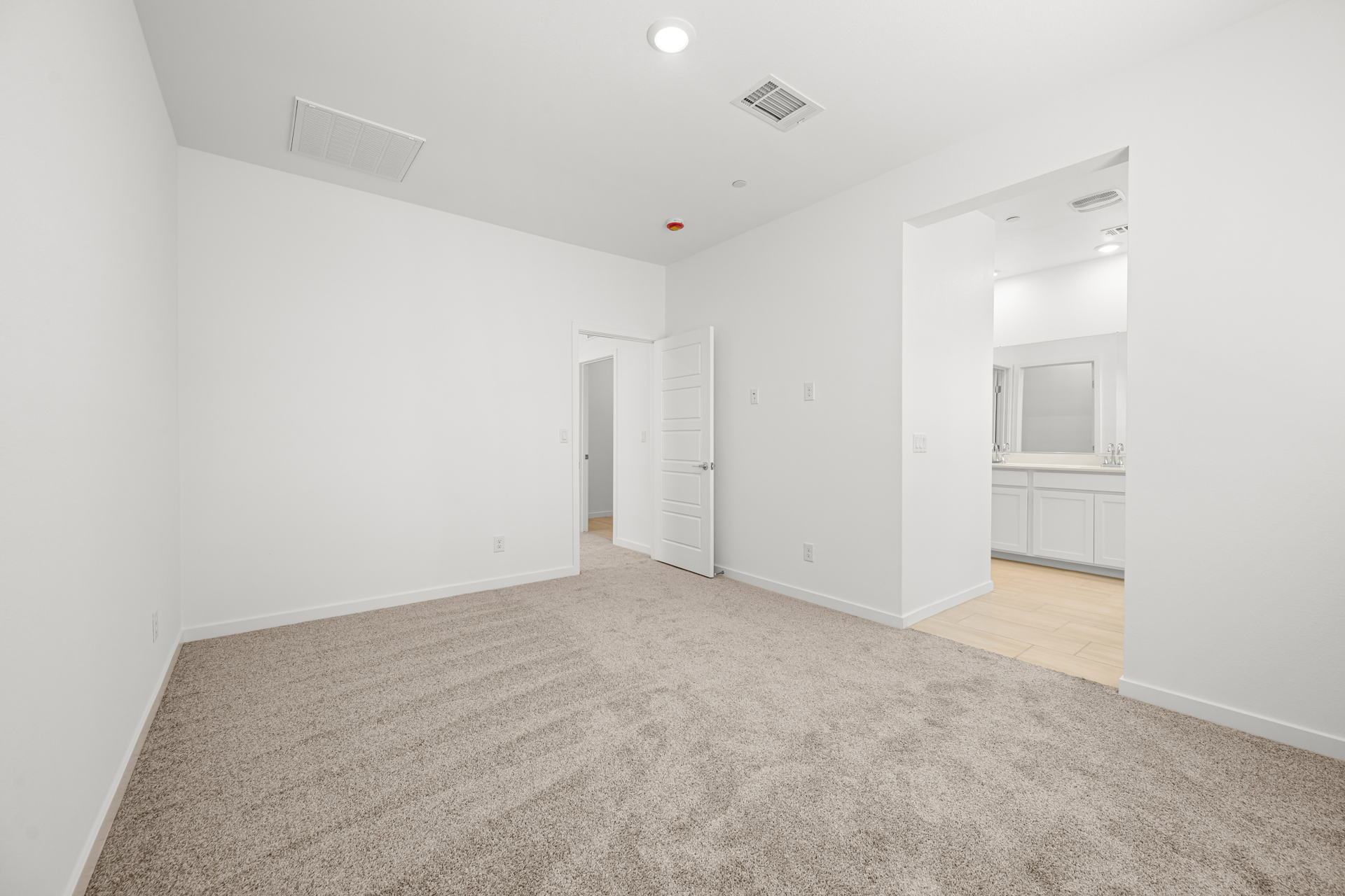 Lennar9761 Sunset Canyon Ave15