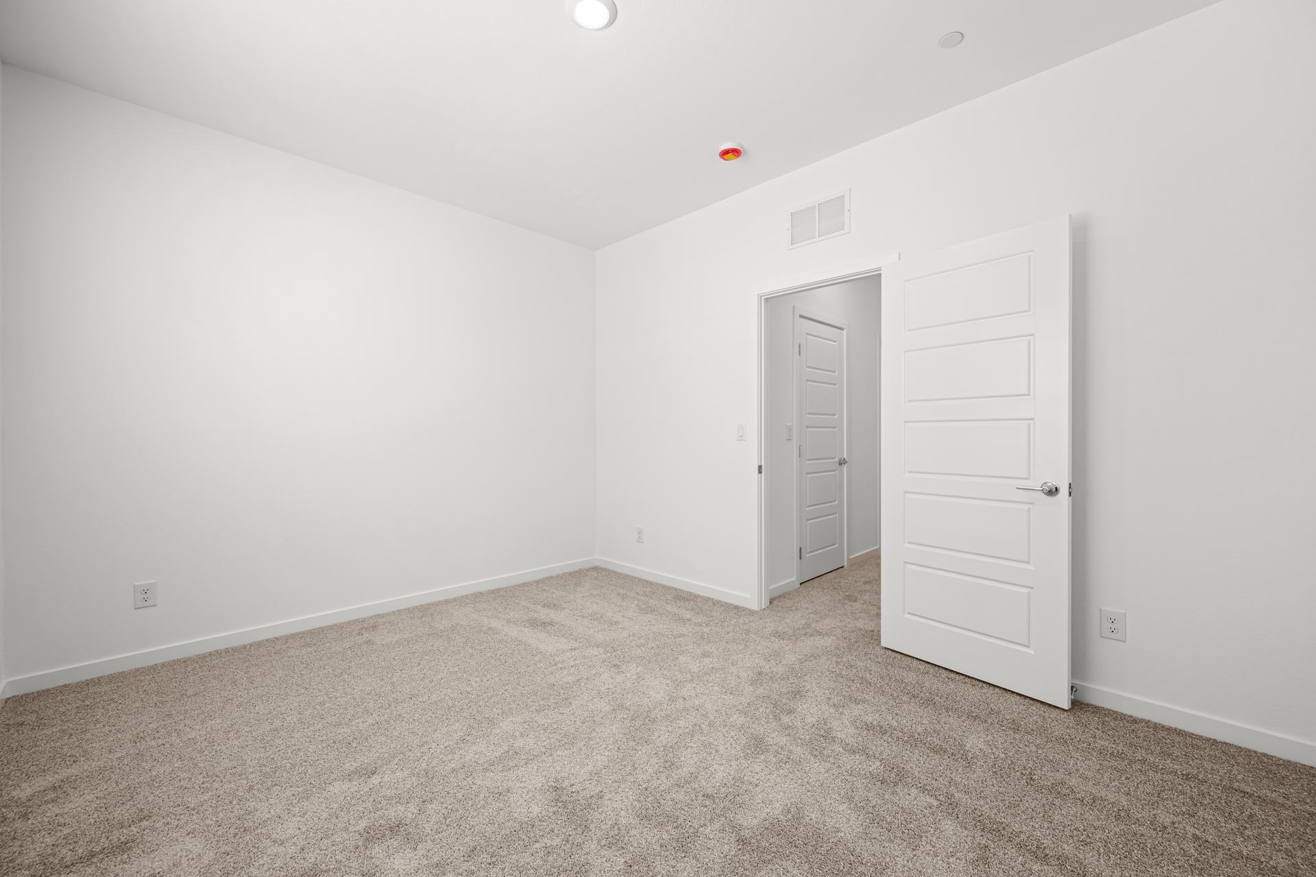 Lennar9761 Sunset Canyon Ave22