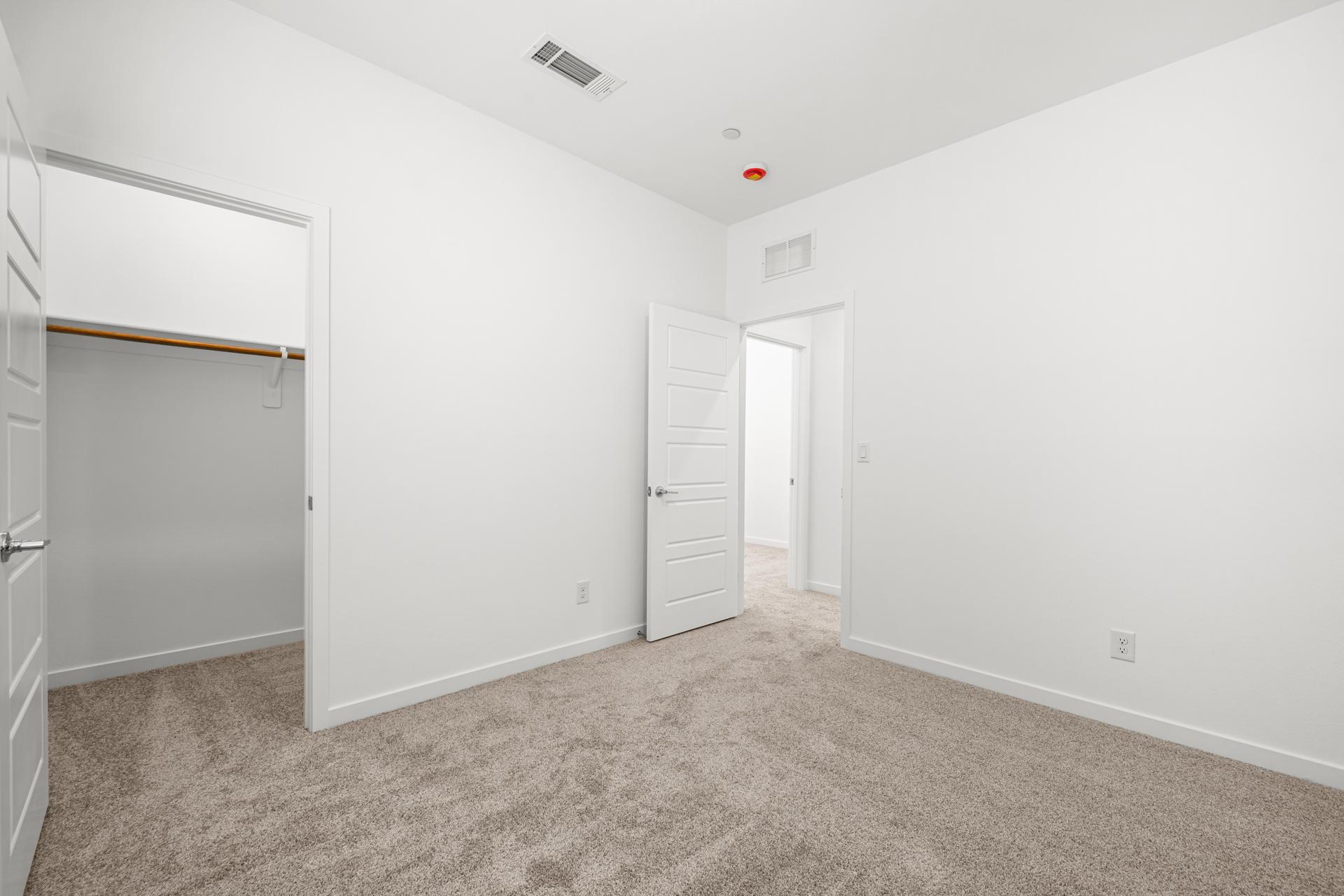 Lennar9761 Sunset Canyon Ave24