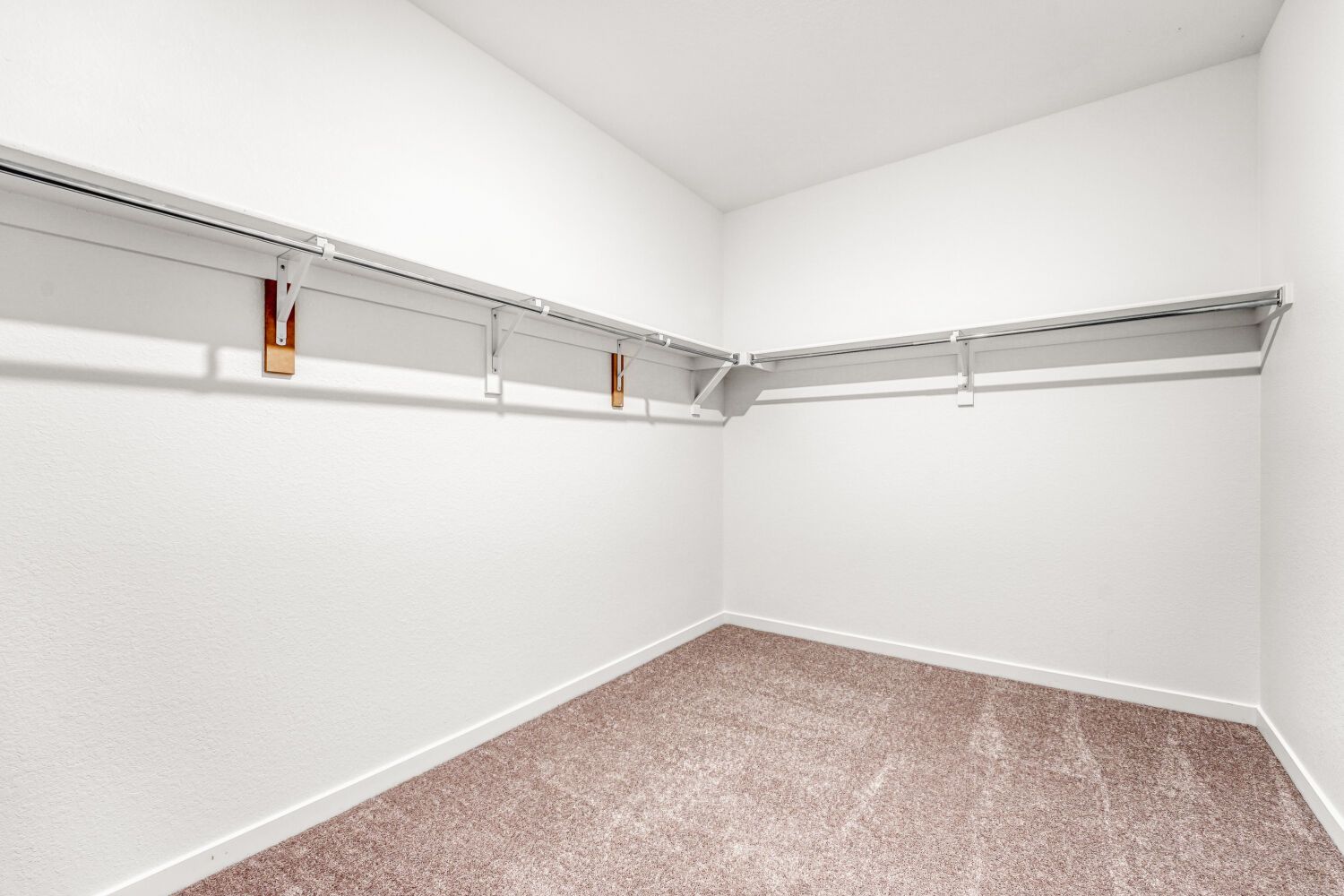 45875 Mill Ave Owner's Suite Closet