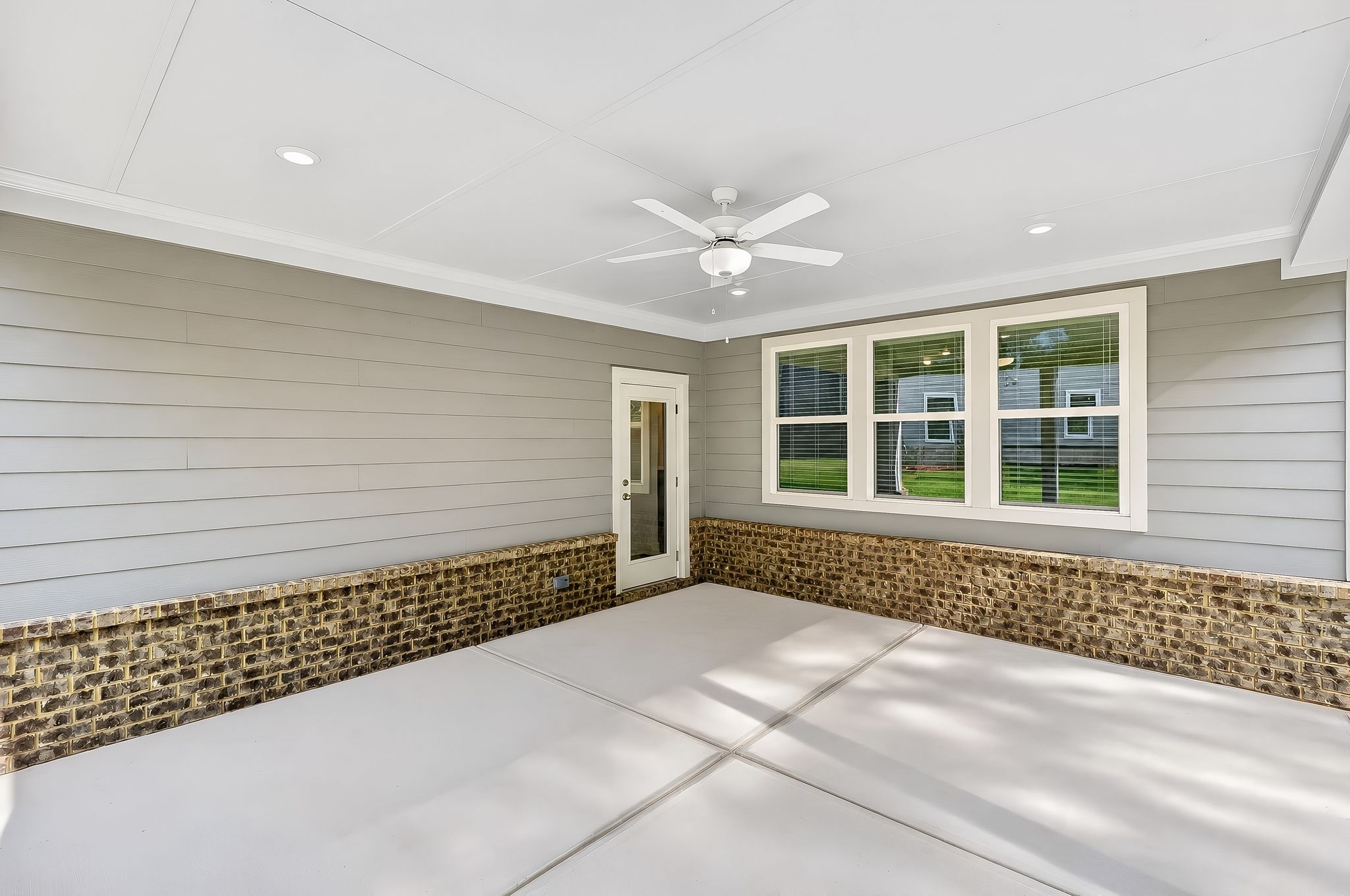 Estatesat Yellow Creek Candler 4