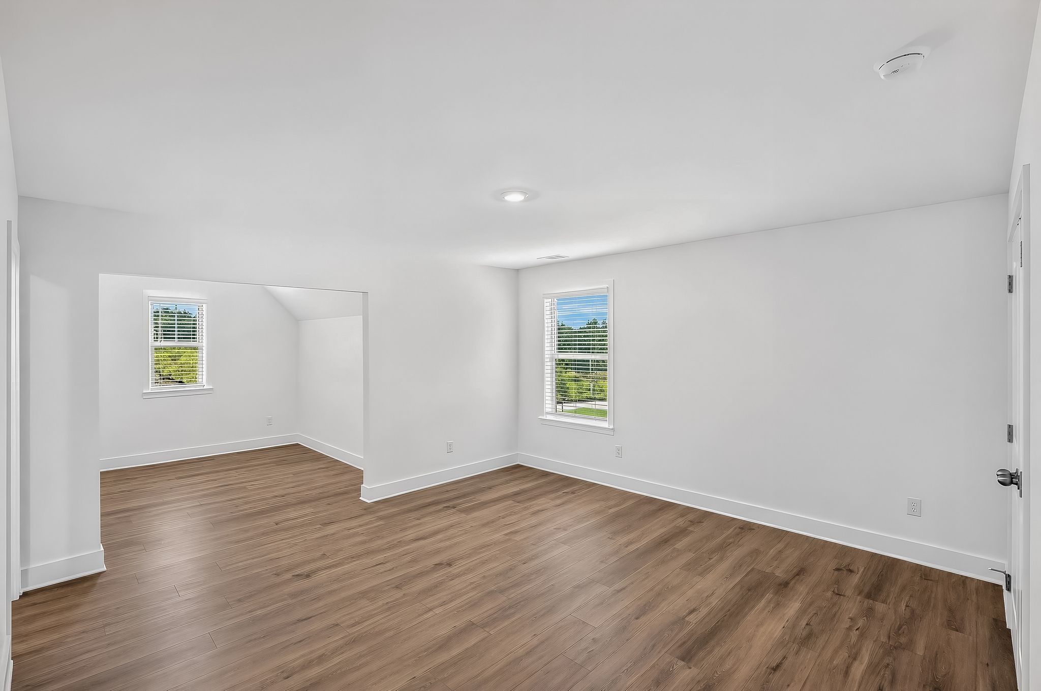 Estatesat Yellow Creek Candler 18