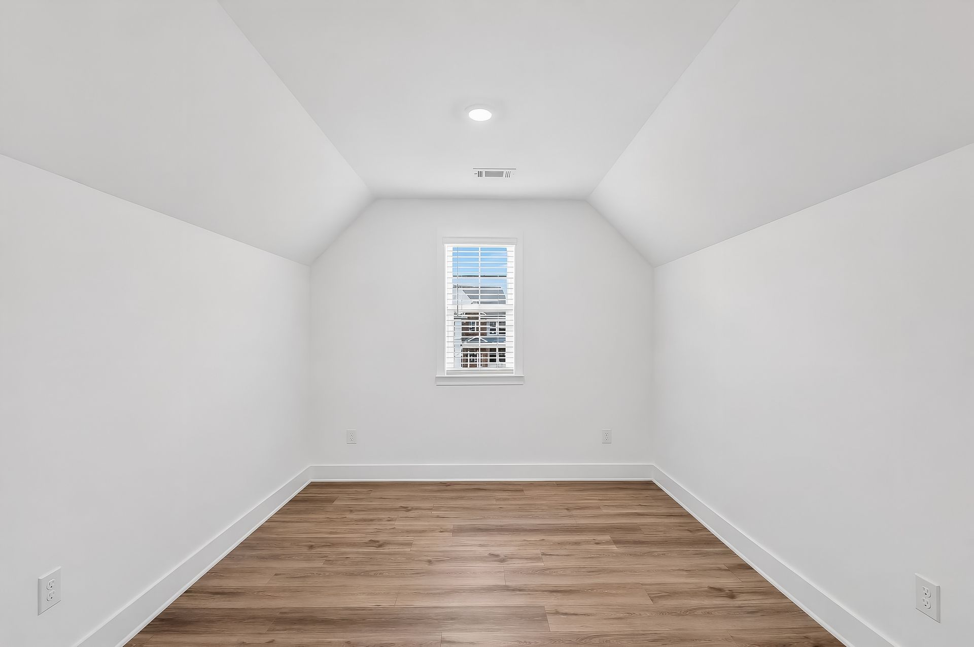 Estatesat Yellow Creek Candler 17