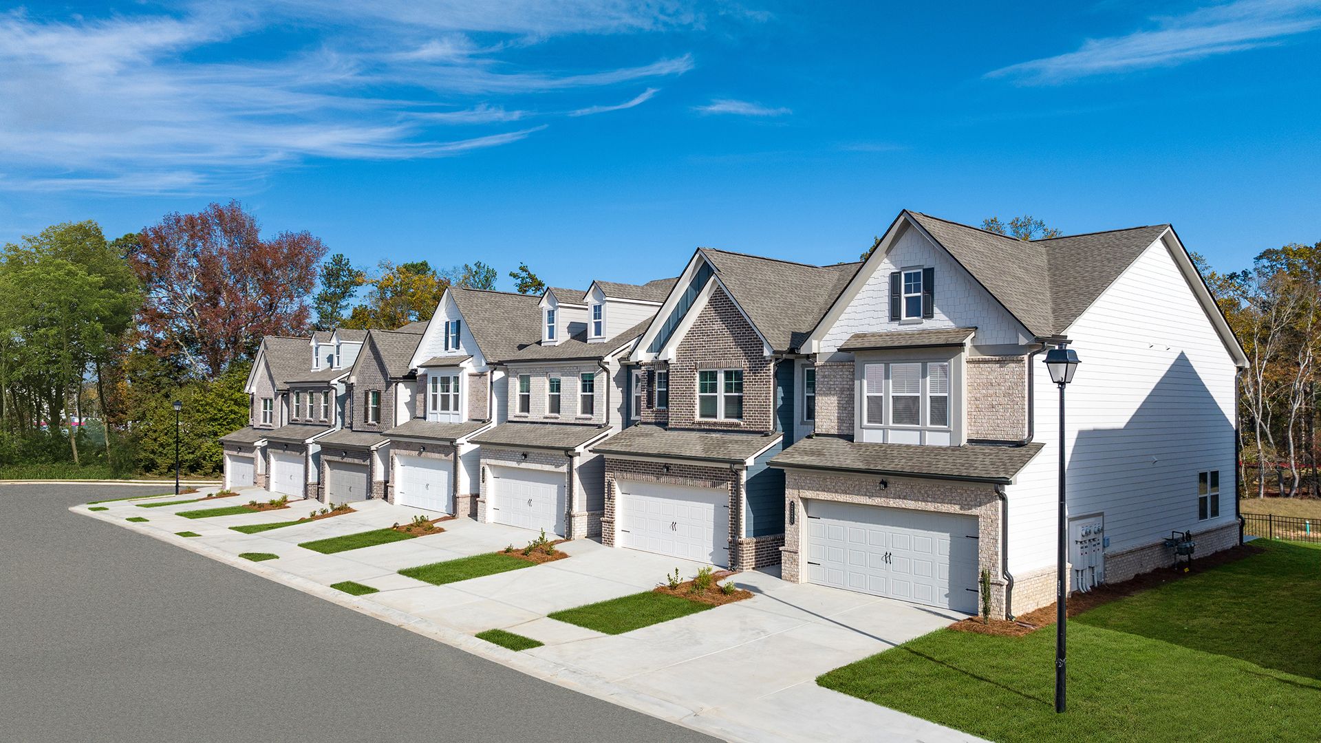 Towns Ivy Creek Streetscape
