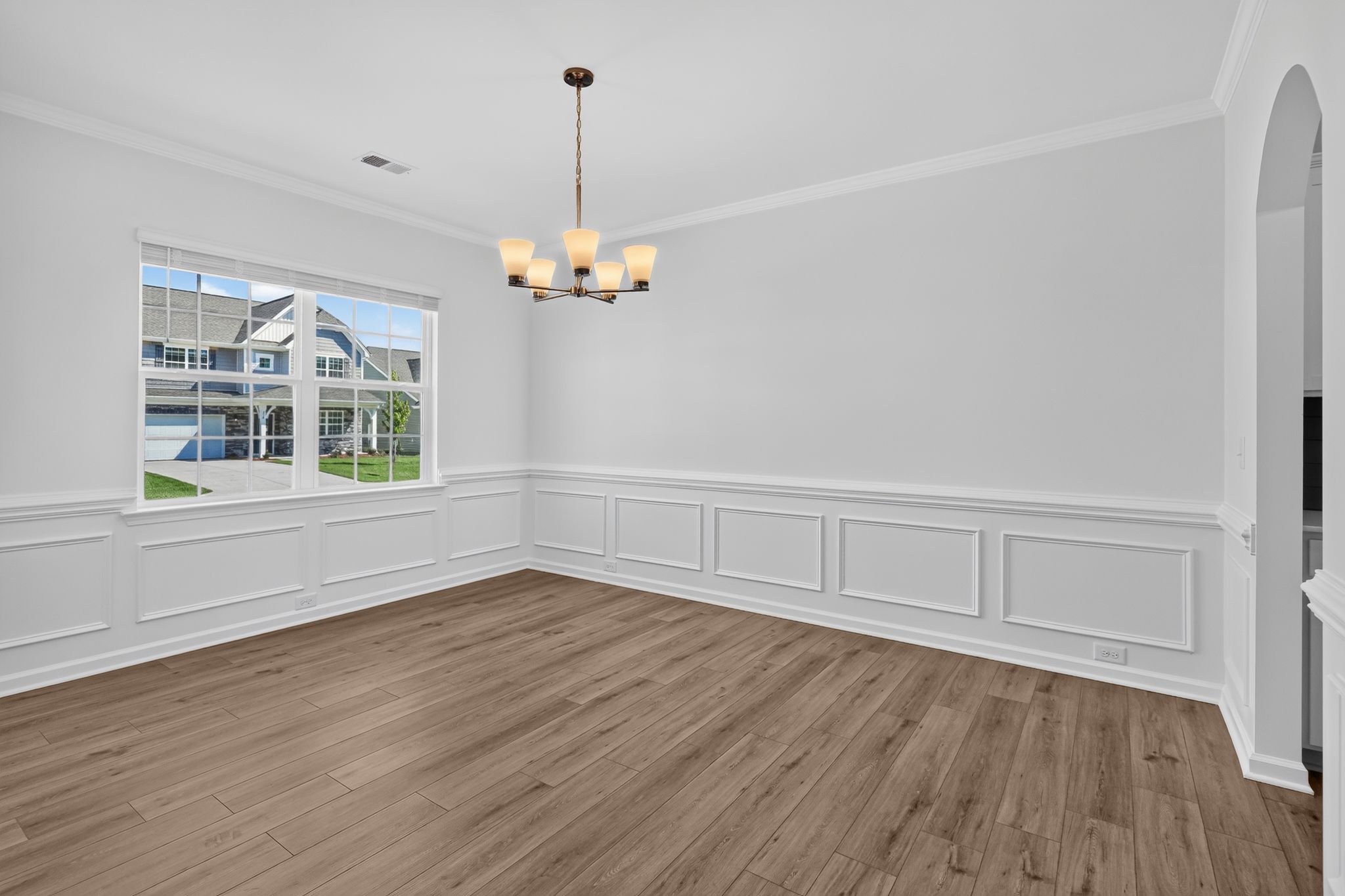 Pine Oaks Estates Hunter 8