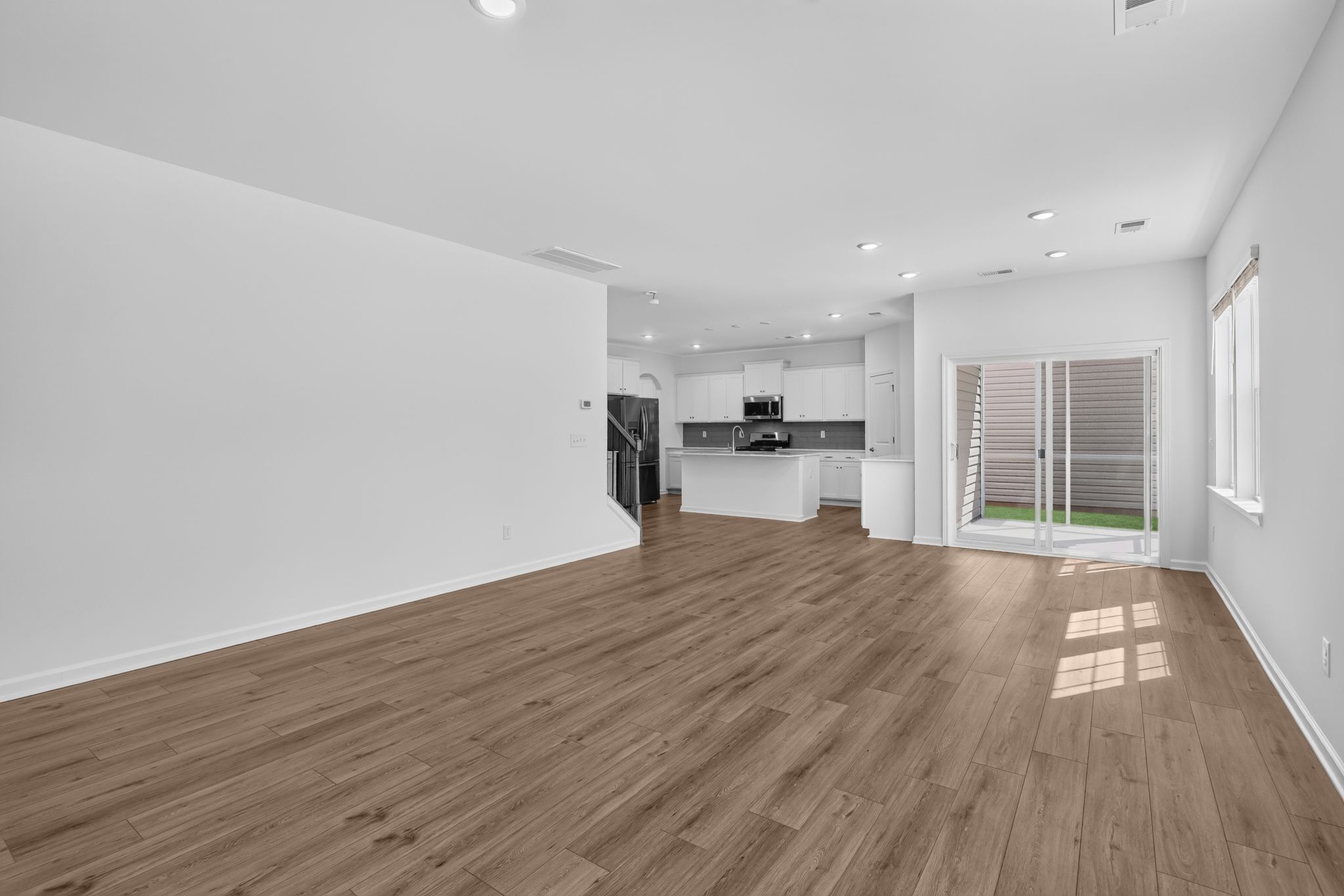 Pine Oaks Estates Hunter 10