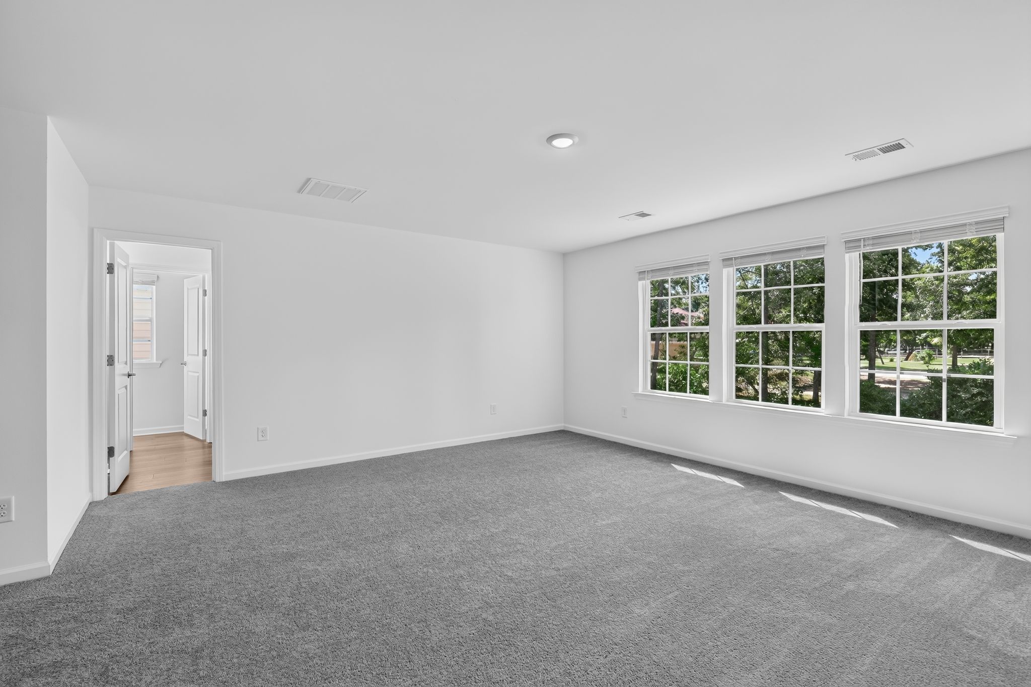 Pine Oaks Estates Hunter 20