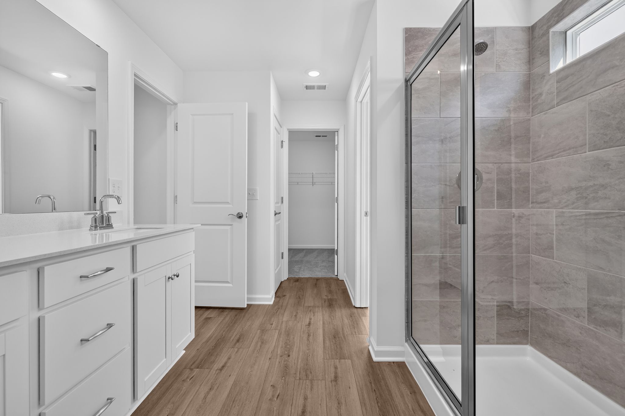 Pine Oaks Estates Hunter 25