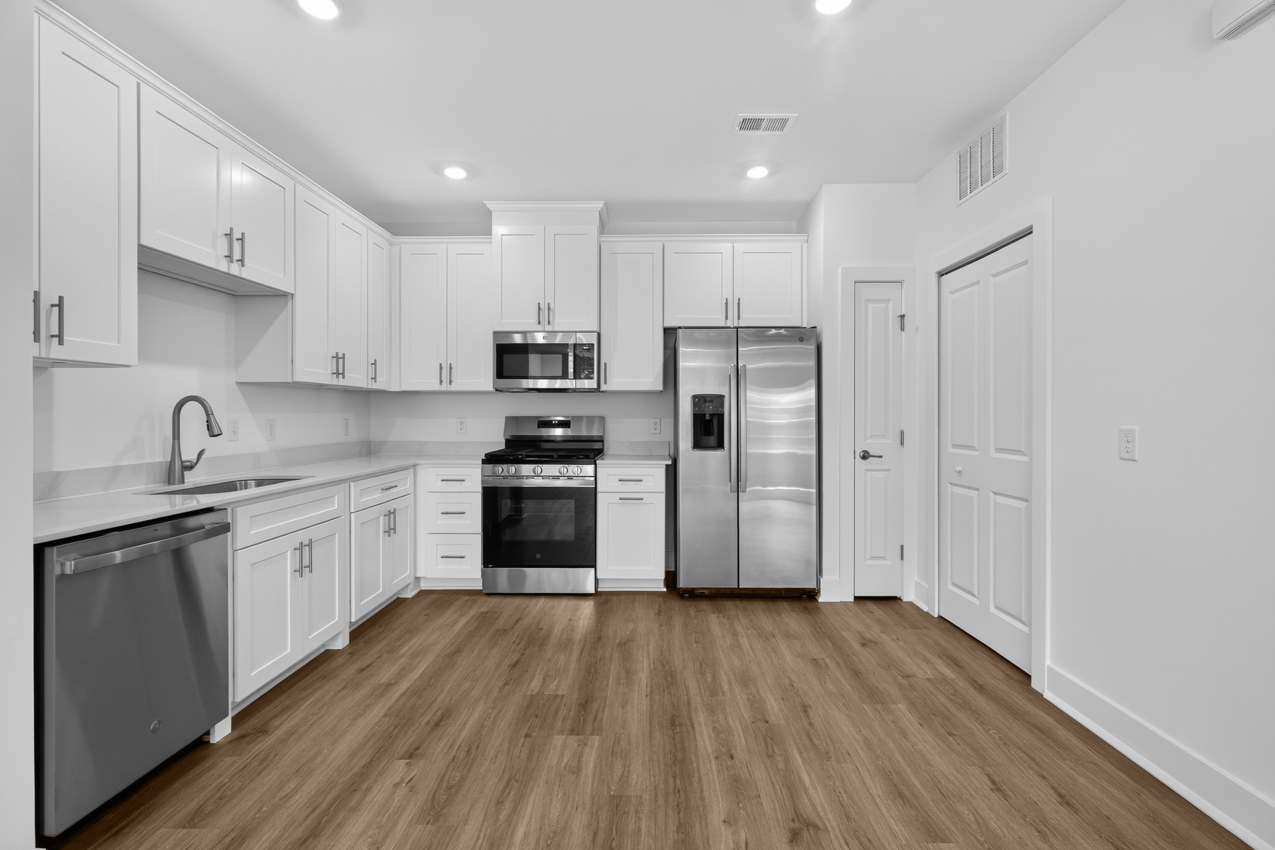 Lofts Collectionat Hopewell Acadia Kitchen 1of3 F1
